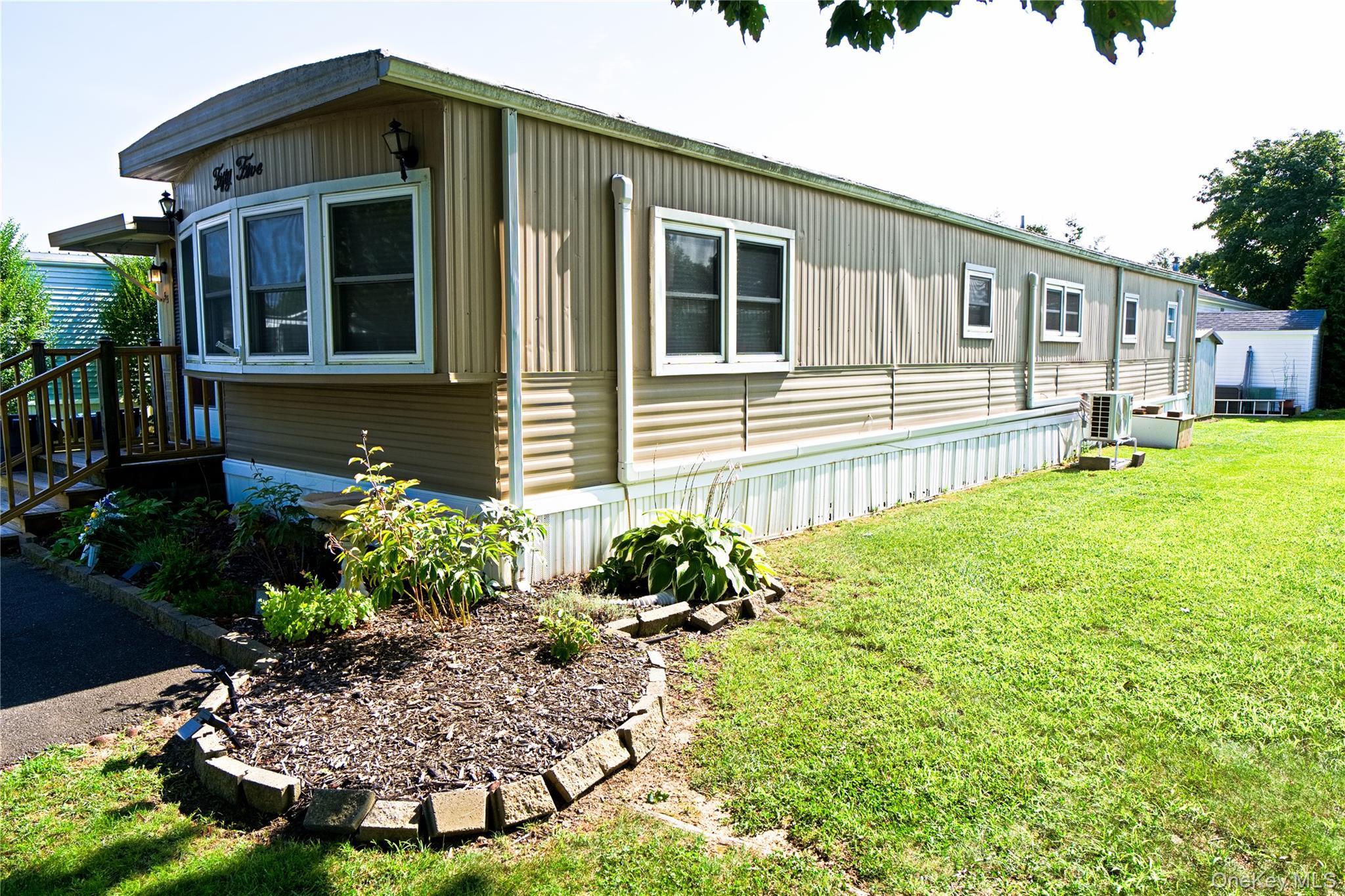 Single Family Fresh Pond Avenue Suffolk County, NY 11933, MLS-1037046-13