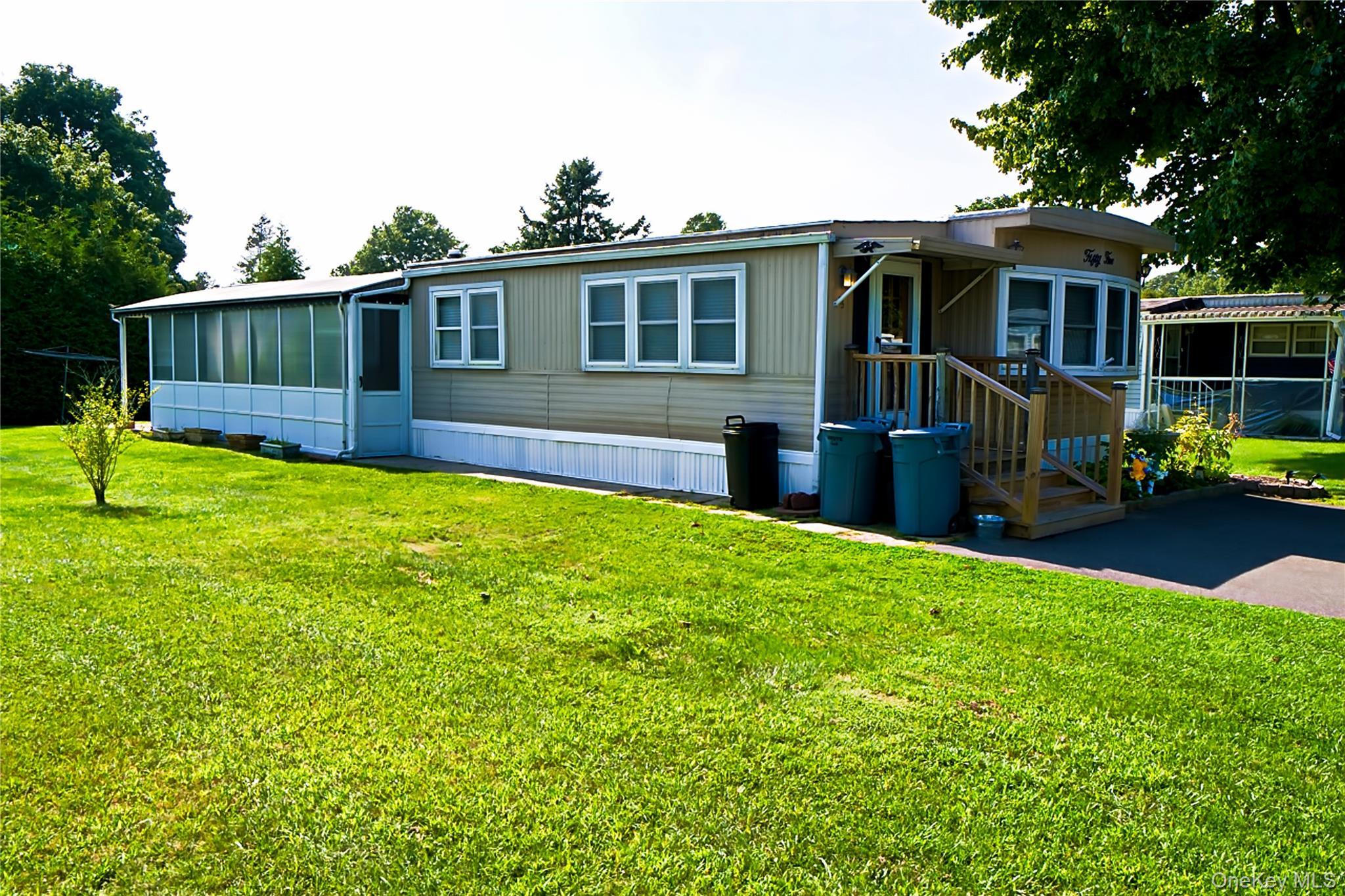 Single Family Fresh Pond Avenue Suffolk County, NY 11933, MLS-1037046-5