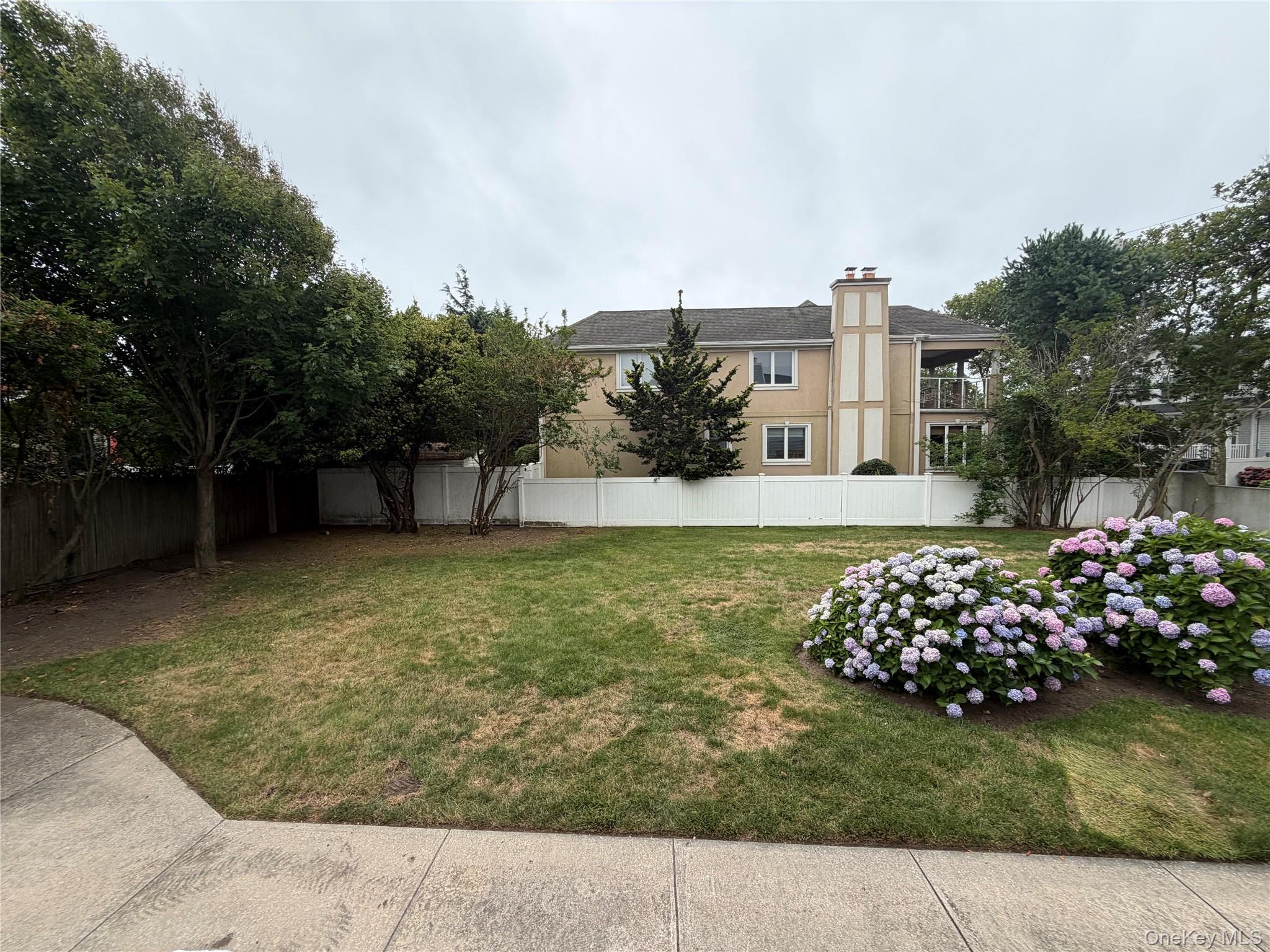 Single Family Erie Avenue  Nassau County, NY 11509, MLS-1037049-3