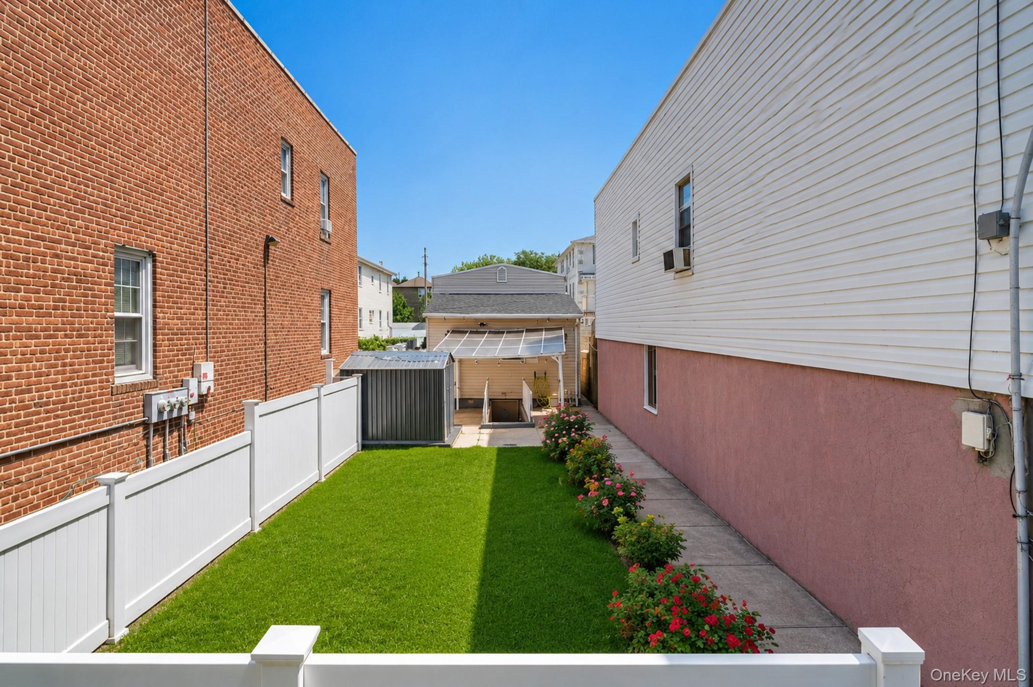 Apartment Pine Street Brooklyn, NY 11208, MLS-1037071-10