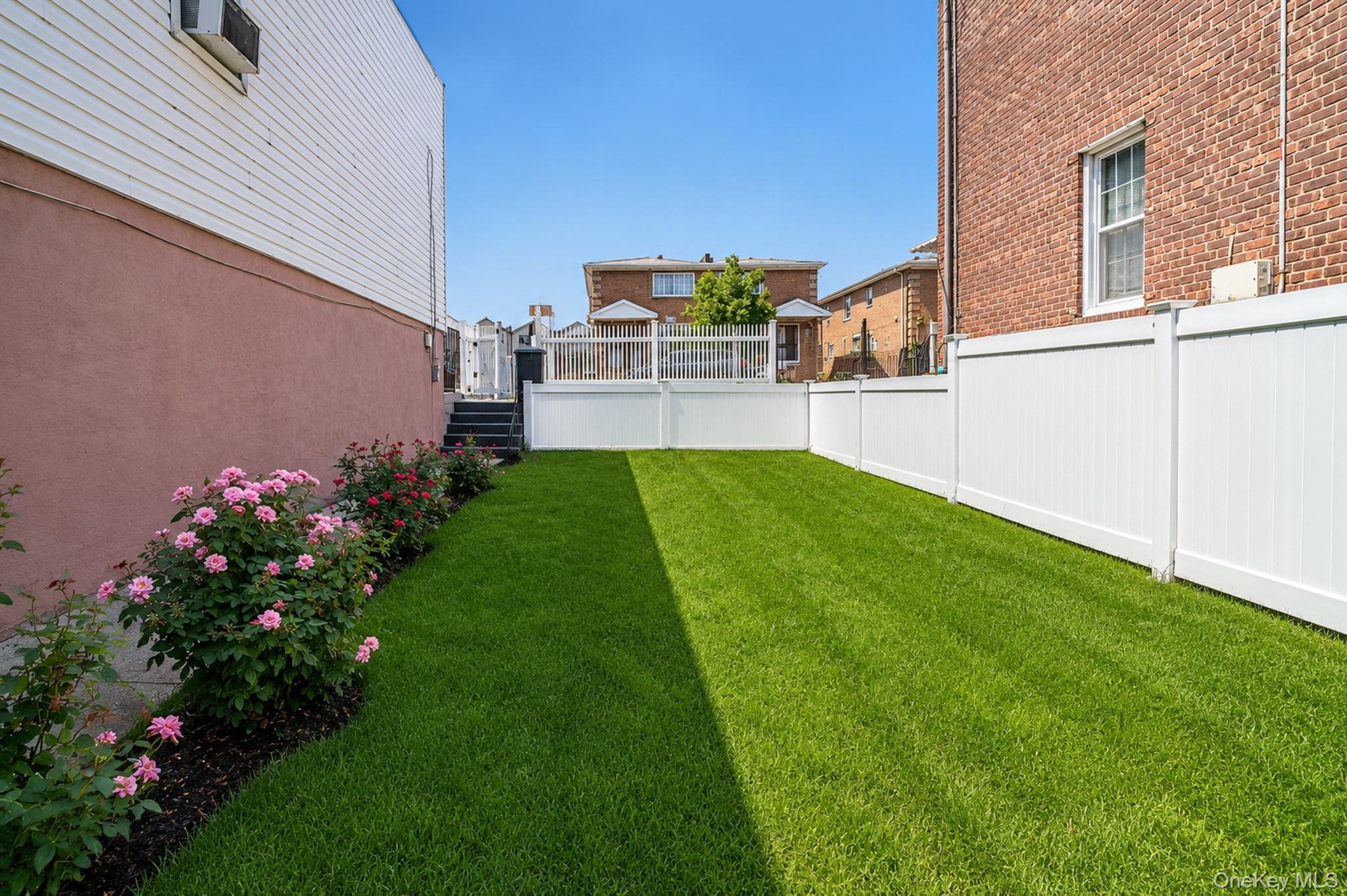 Apartment Pine Street Brooklyn, NY 11208, MLS-1037071-9