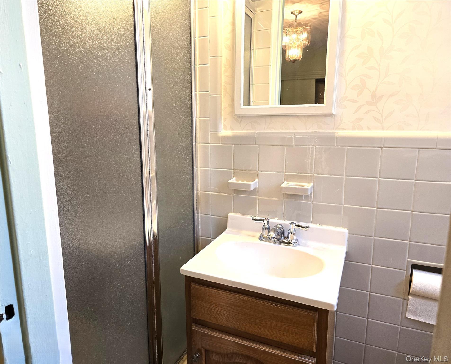 Single Family 180th Street Queens, NY 11365, MLS-1037072-14