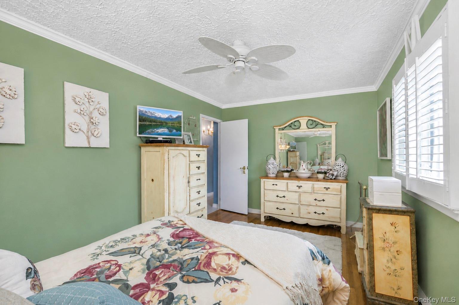 Single Family Heather Court Suffolk County, NY 11720, MLS-1037073-36