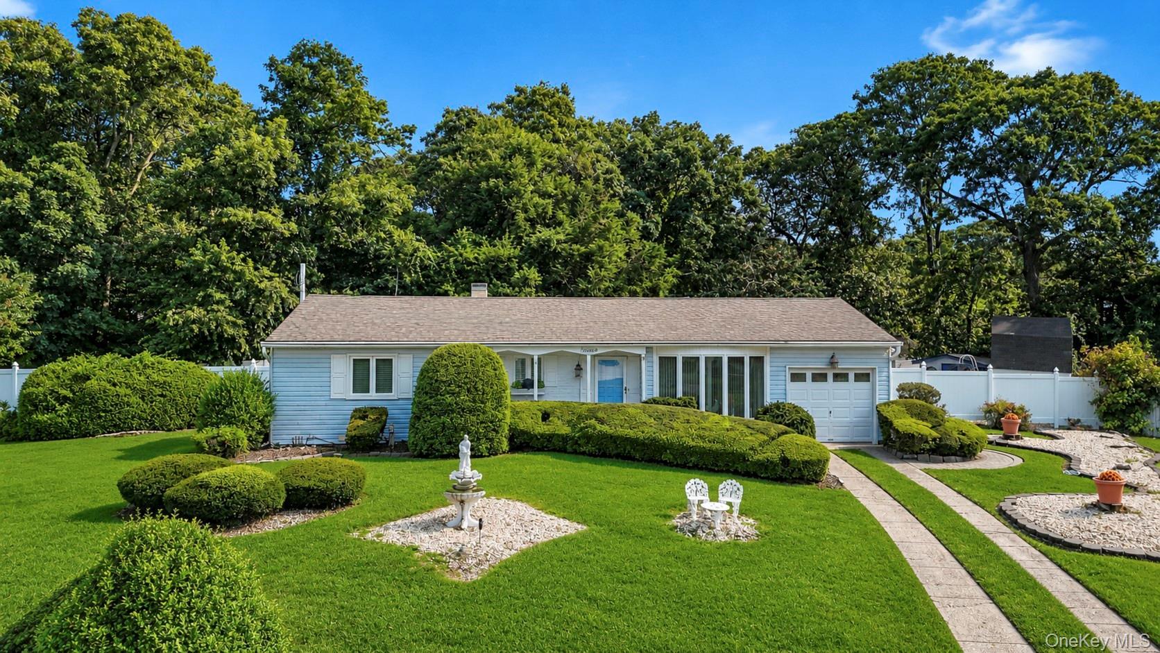 Single Family Heather Court Suffolk County, NY 11720, MLS-1037073-5