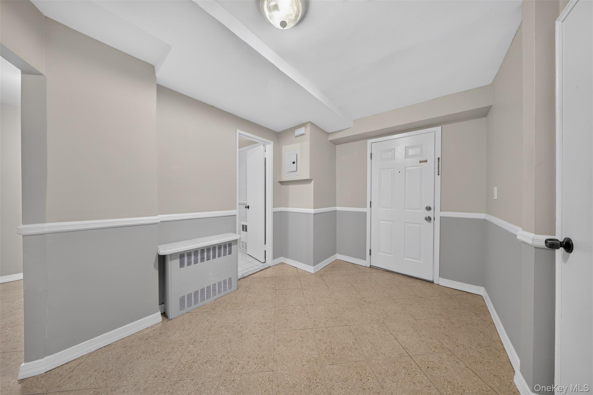 Single Family 164th Street Queens, NY 11365, MLS-1037080-8
