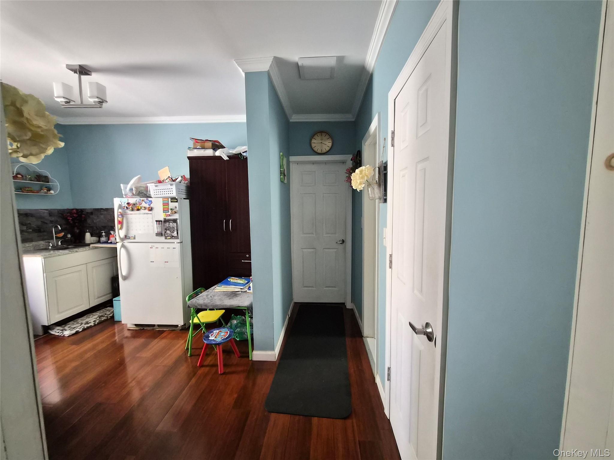 Single Family Virginia Avenue Bronx, NY 10472, MLS-1037081-12