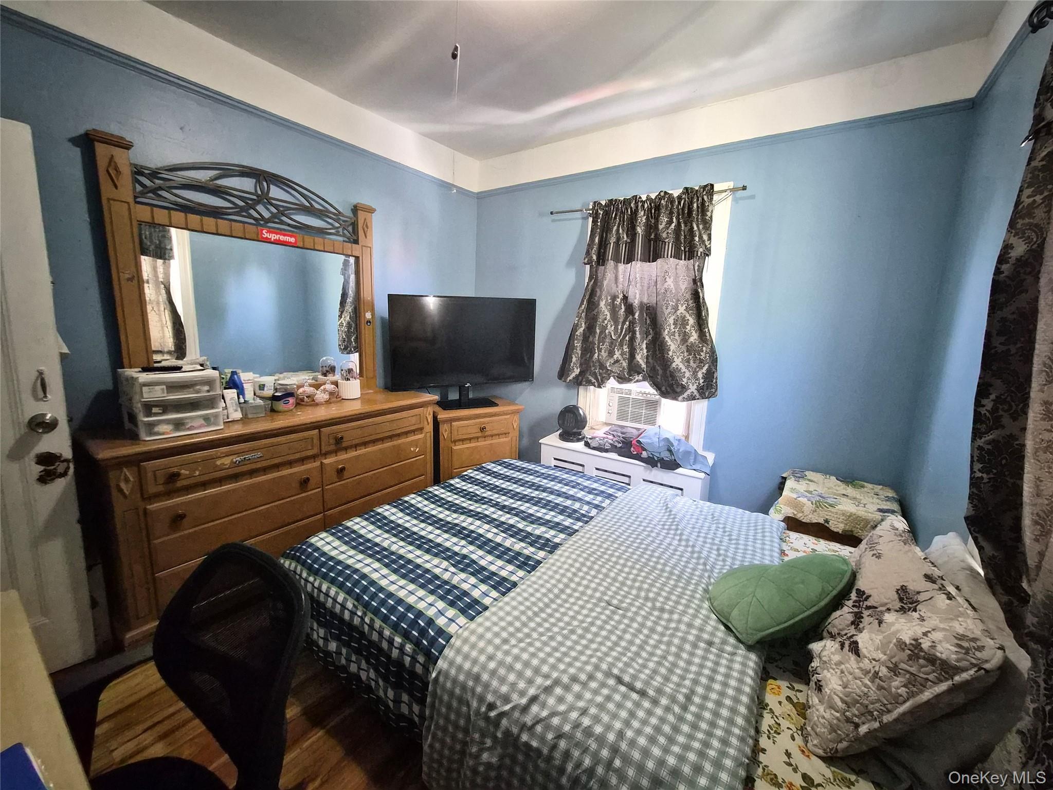 Single Family Virginia Avenue Bronx, NY 10472, MLS-1037081-28