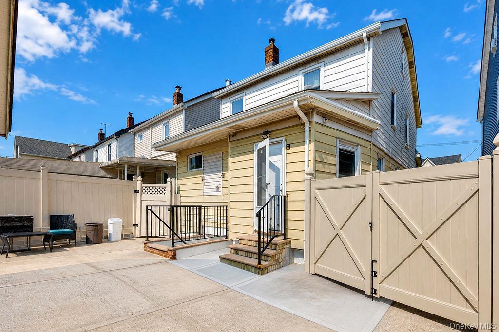 Single Family 211th Street  Queens, NY 11428, MLS-1037105-21