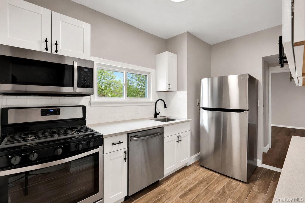 Single Family 211th Street  Queens, NY 11428, MLS-1037105-4