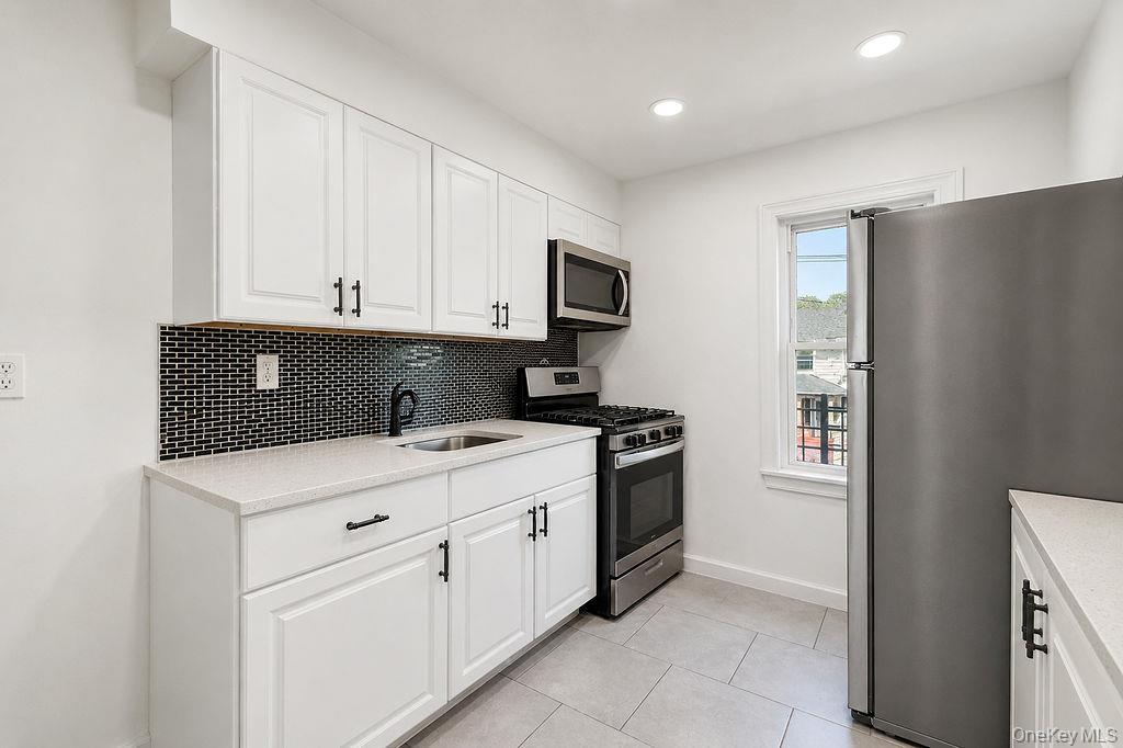 Single Family 211th Street  Queens, NY 11428, MLS-1037105-5