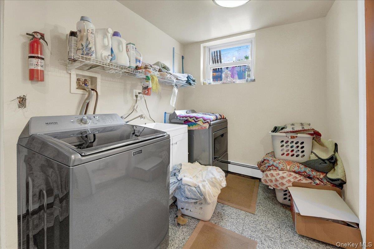 Single Family Wissman Avenue Bronx, NY 10465, MLS-1037106-22