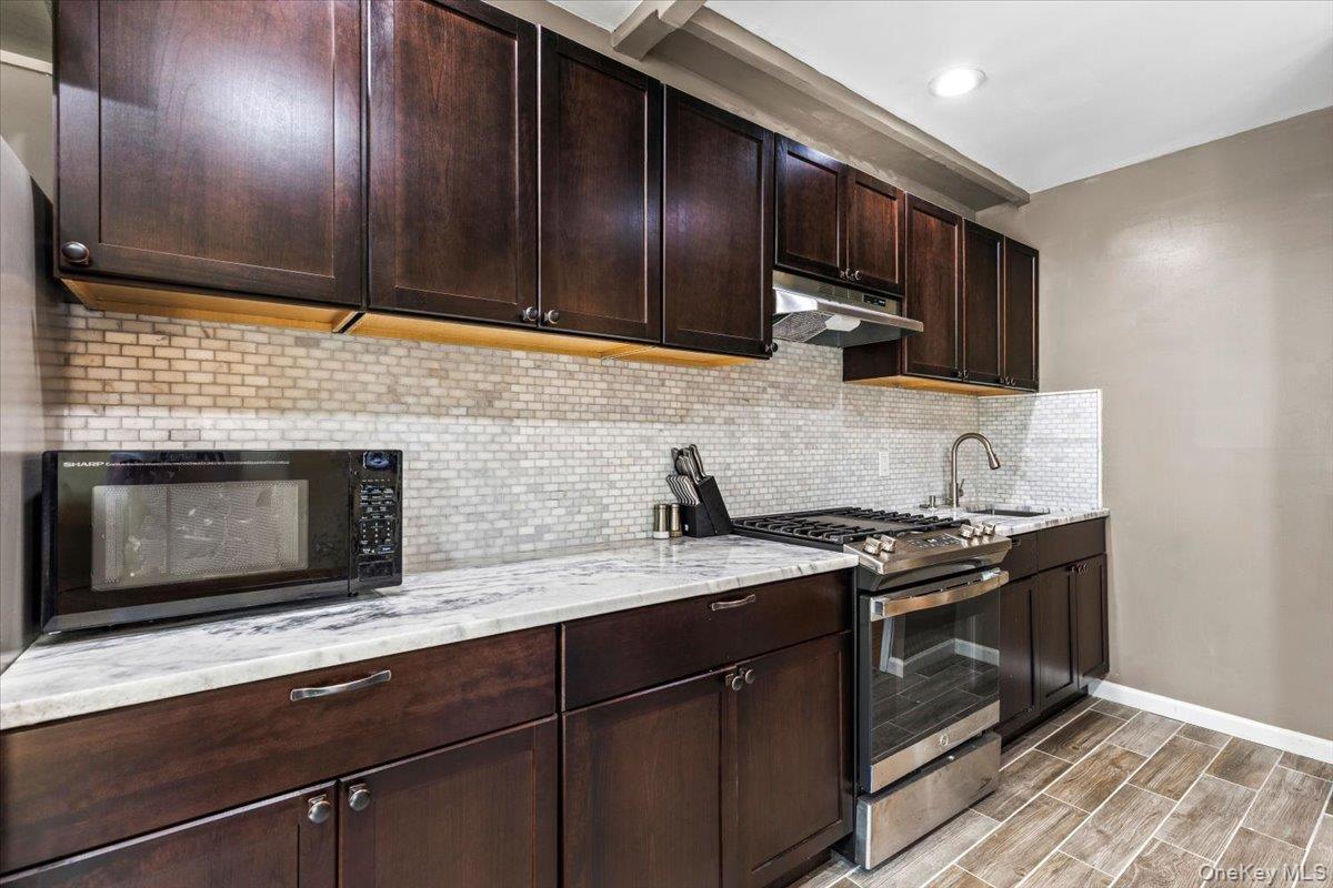 Single Family Nashville Boulevard Queens, NY 11411, MLS-1037117-17