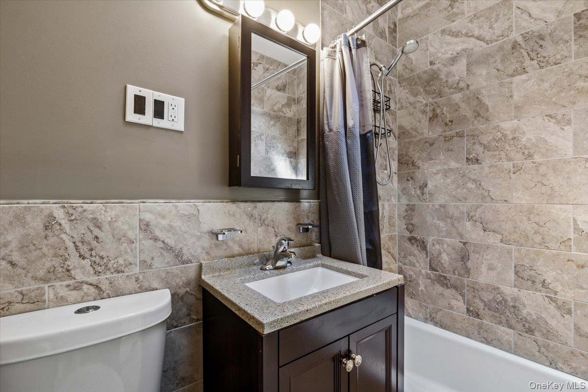 Single Family Nashville Boulevard Queens, NY 11411, MLS-1037117-24
