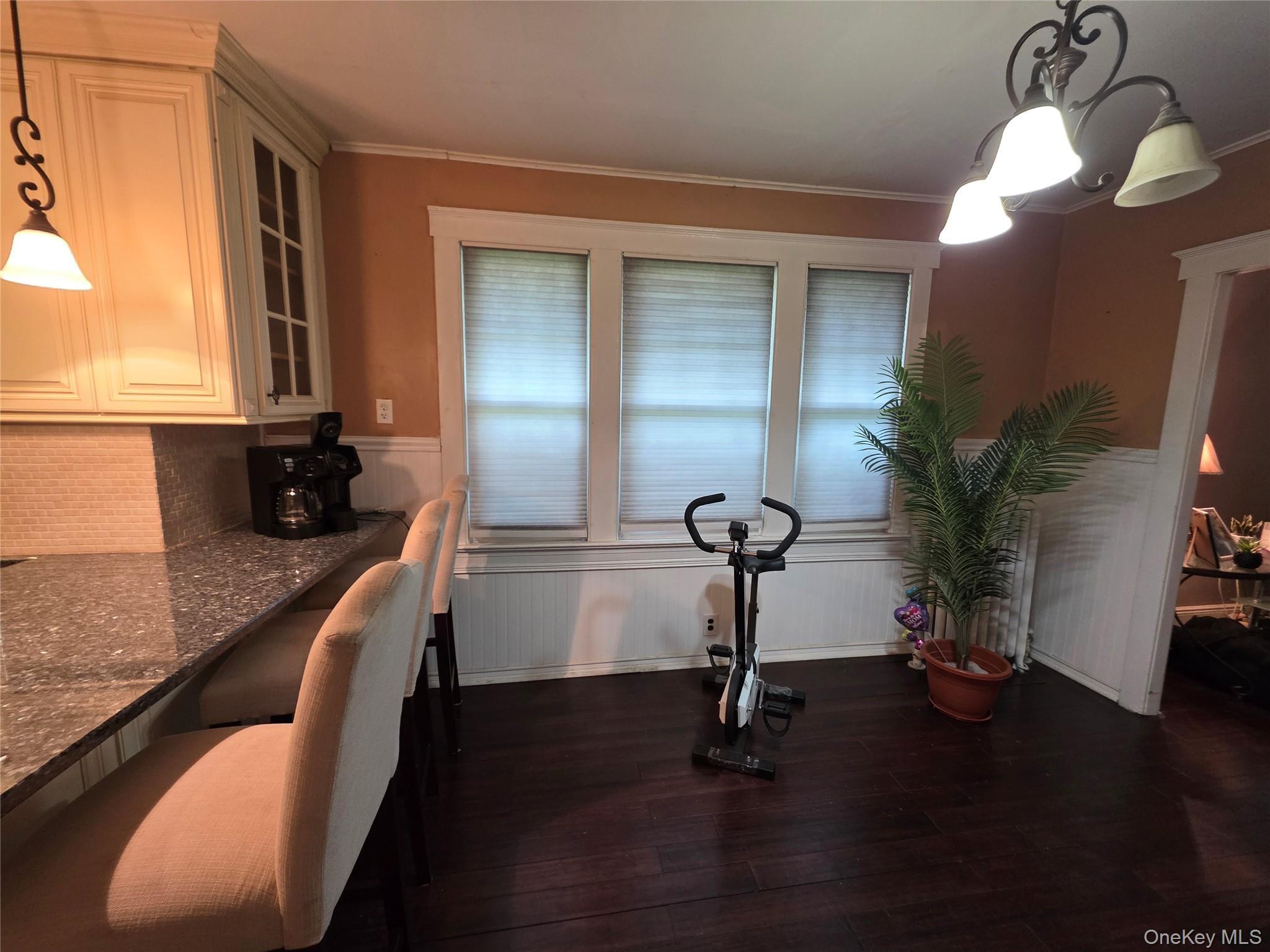 Single Family Minnieford Avenue  Bronx, NY 10464, MLS-1037128-6