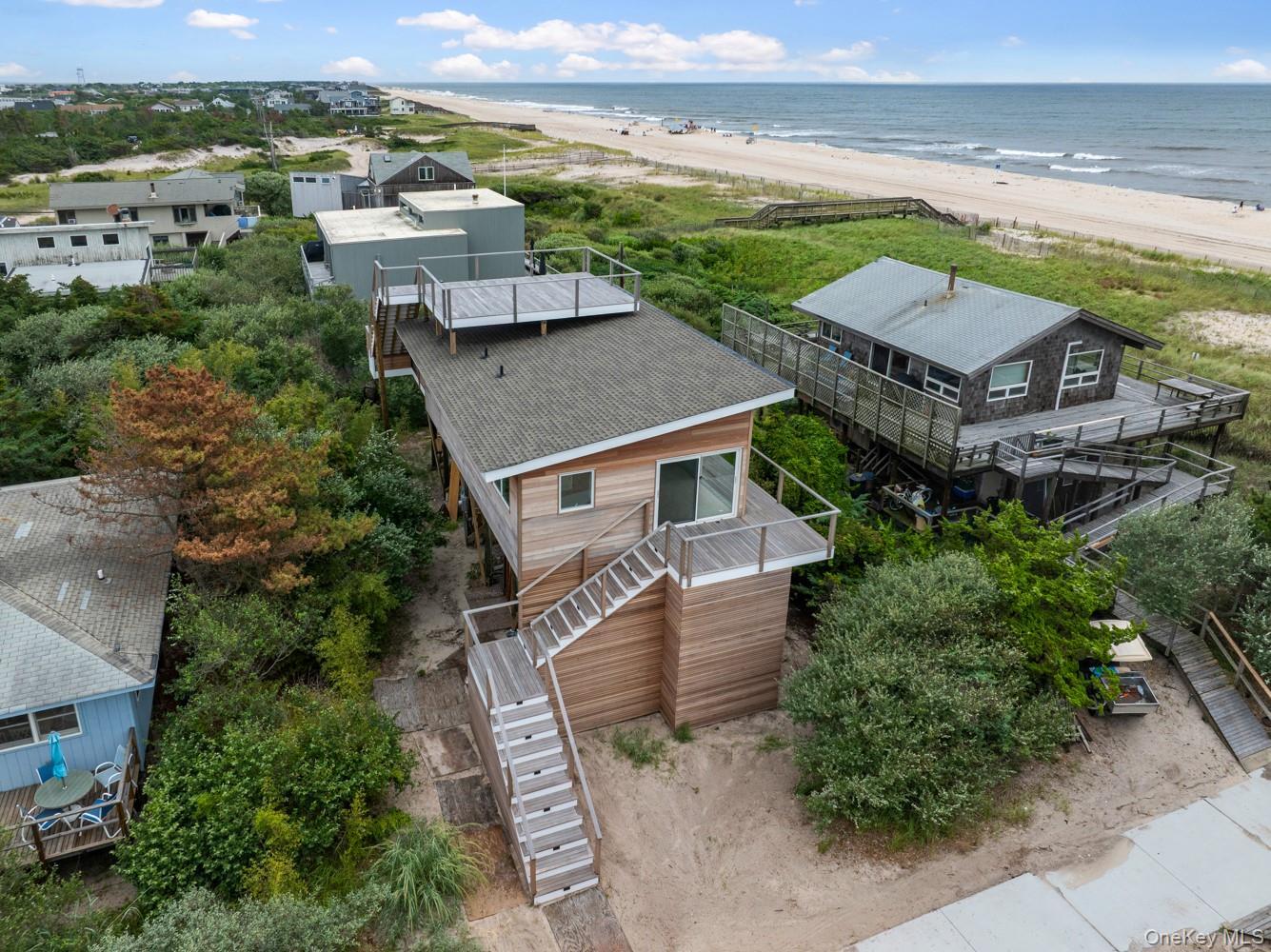 Single Family Island Walk Suffolk County, NY 11706, MLS-1037133-26