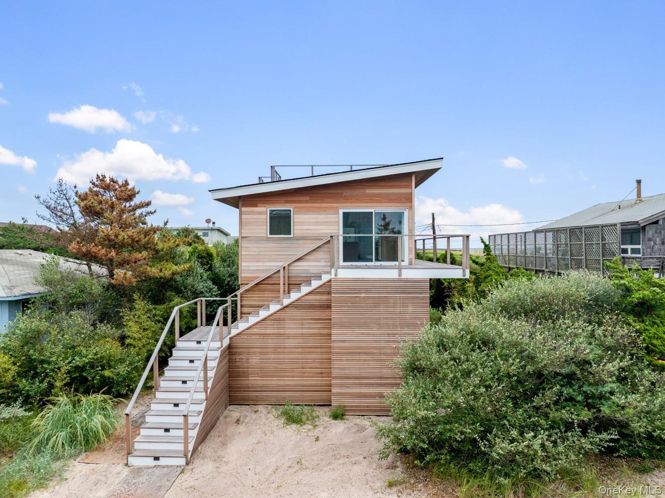 Single Family Island Walk Suffolk County, NY 11706, MLS-1037133-3