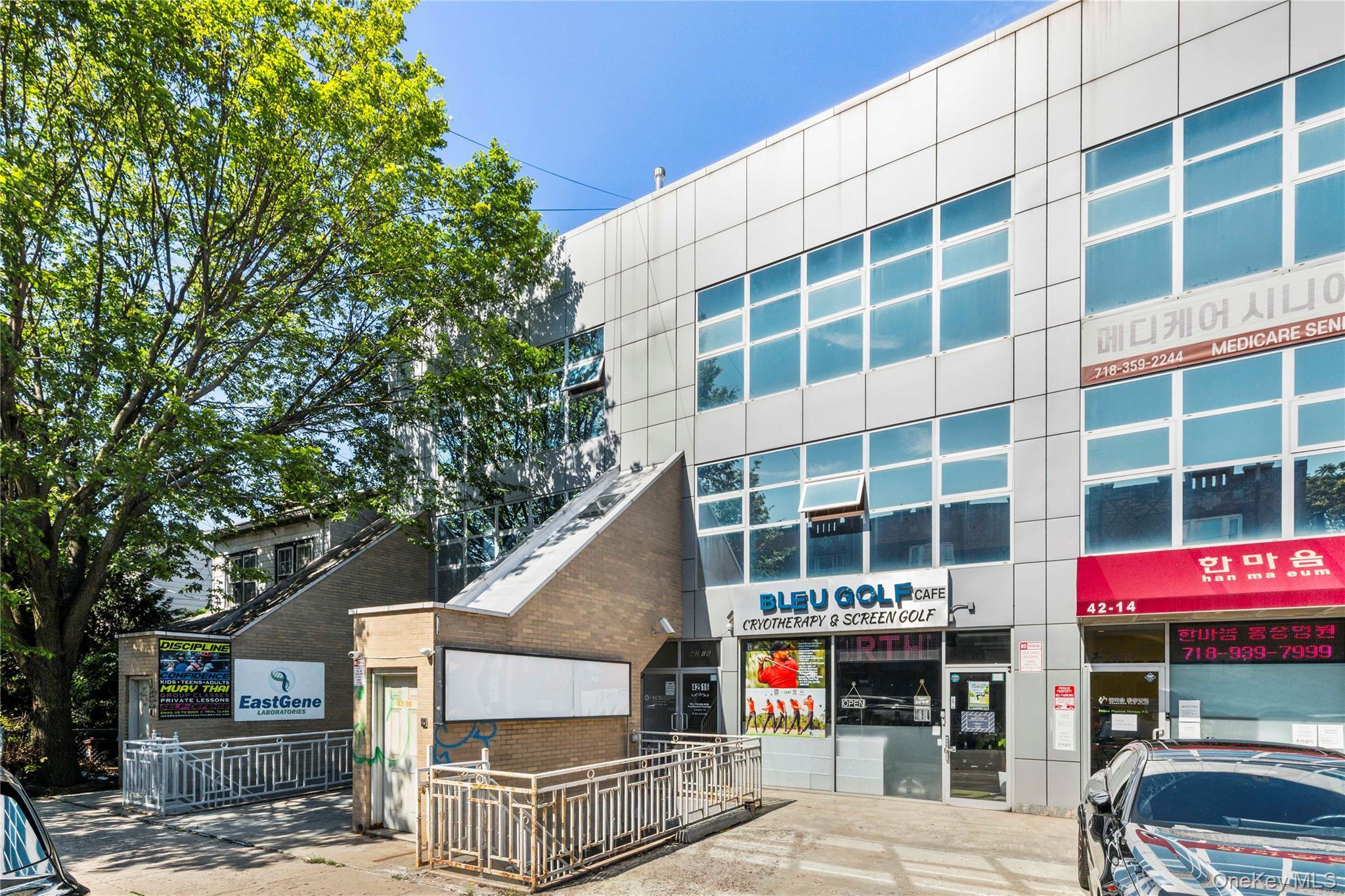 Single Family 162nd Street Queens, NY 11358, MLS-1037141-2