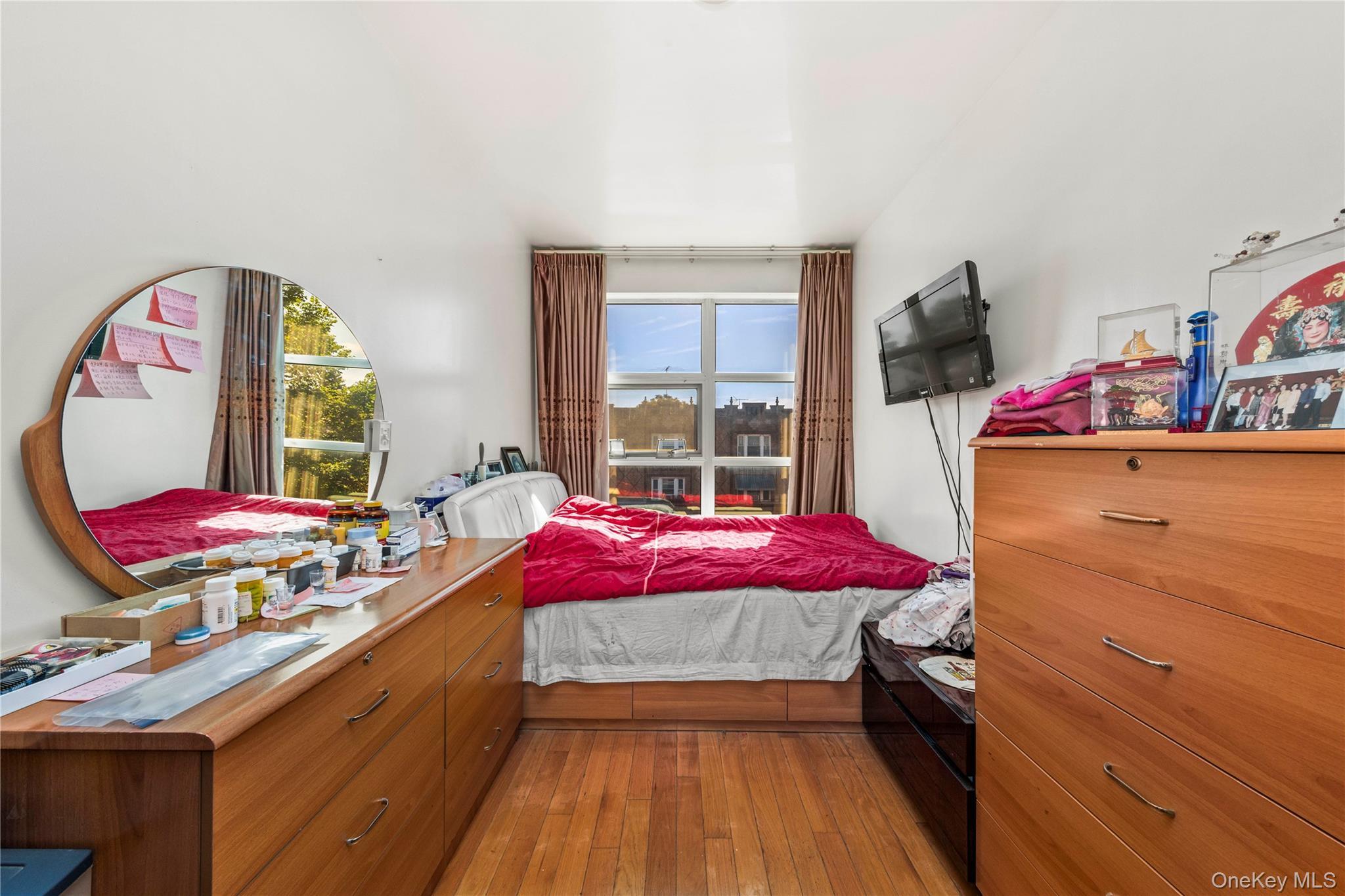 Single Family 162nd Street Queens, NY 11358, MLS-1037141-23