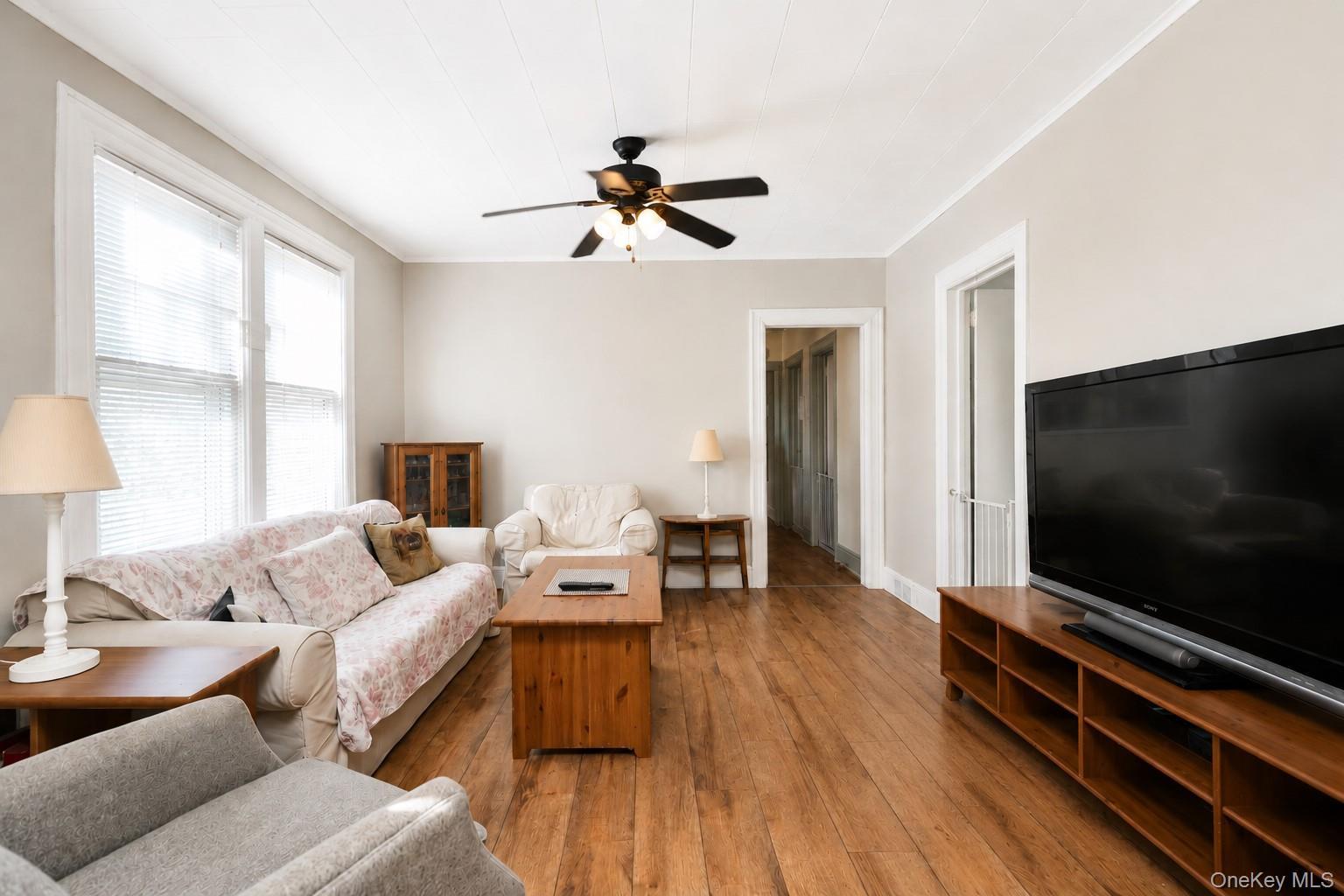 Single Family Osborn Avenue  Staten Island, NY 10308, MLS-1037144-4