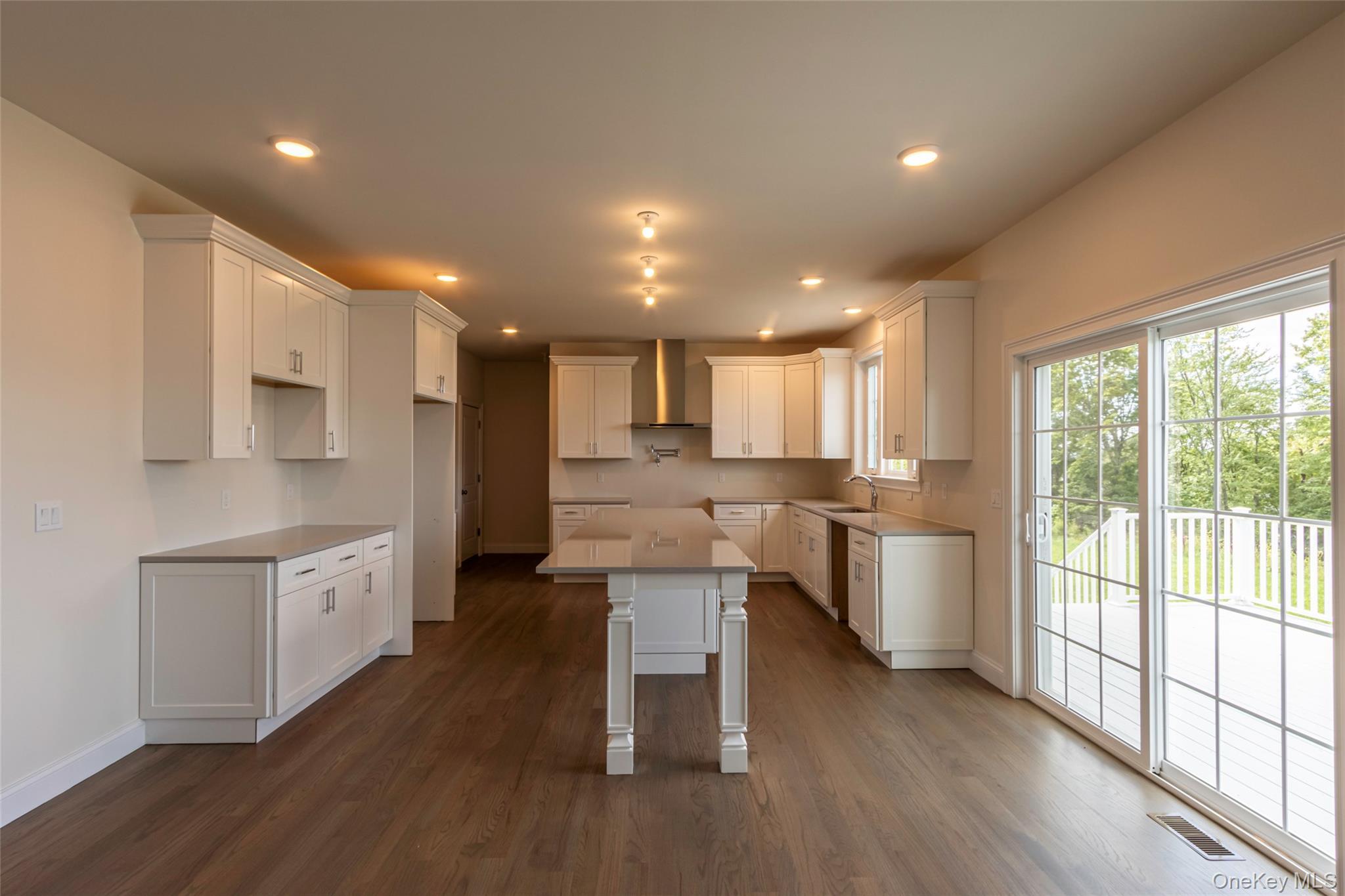 Single Family Dartmouth Drive Dutchess County, NY 12603, MLS-1037155-18