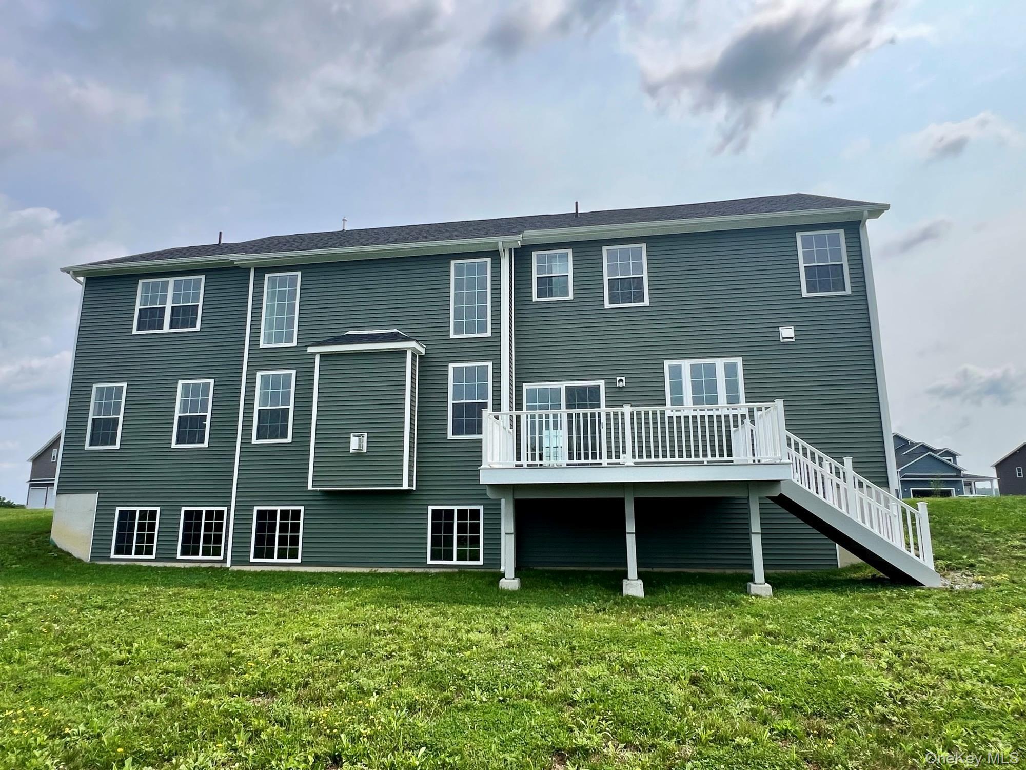 Single Family Dartmouth Drive Dutchess County, NY 12603, MLS-1037155-2