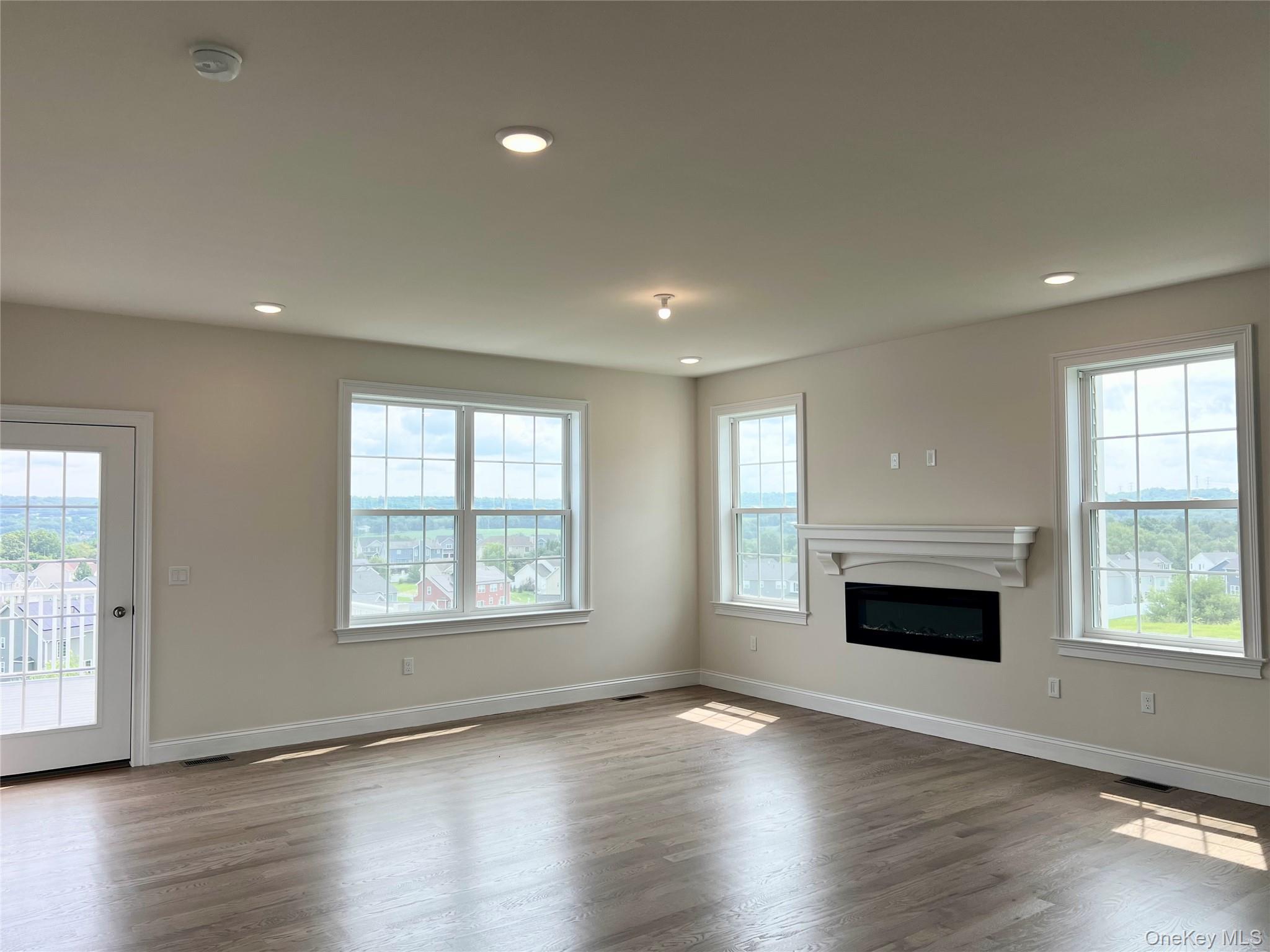 Single Family Dartmouth Drive Dutchess County, NY 12603, MLS-1037163-8