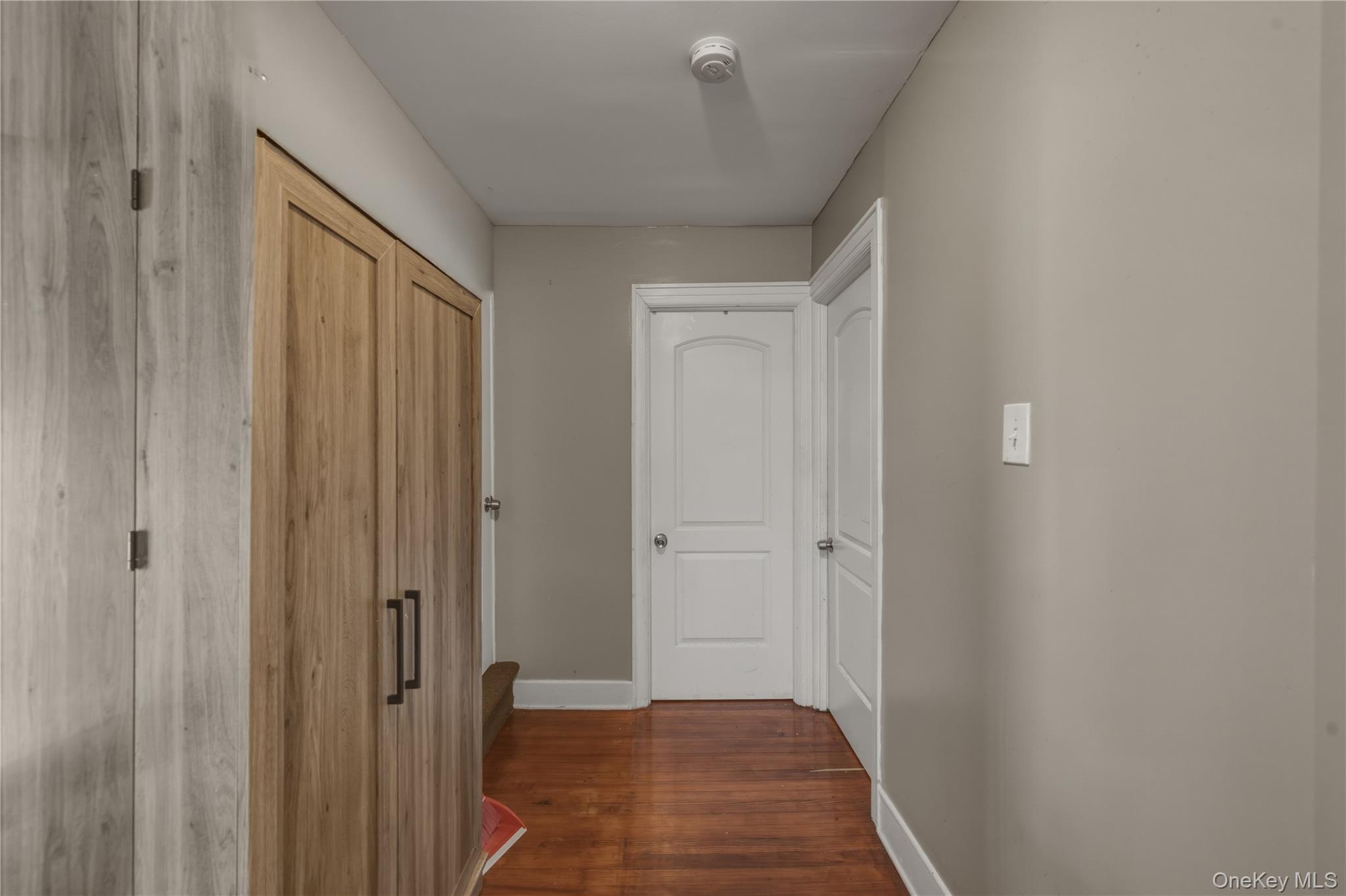 Single Family 195th Street Queens, NY 11412, MLS-1037166-16