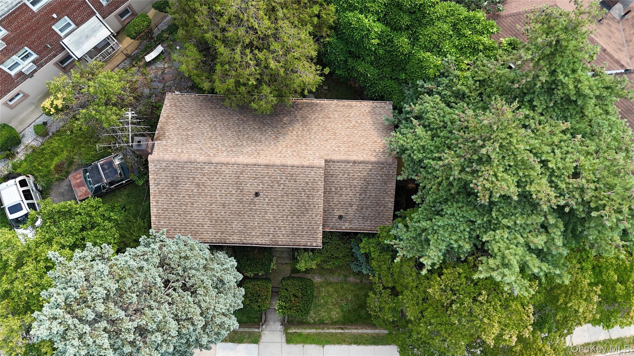 Single Family Country Club Road  Bronx, NY 10465, MLS-1037172-7