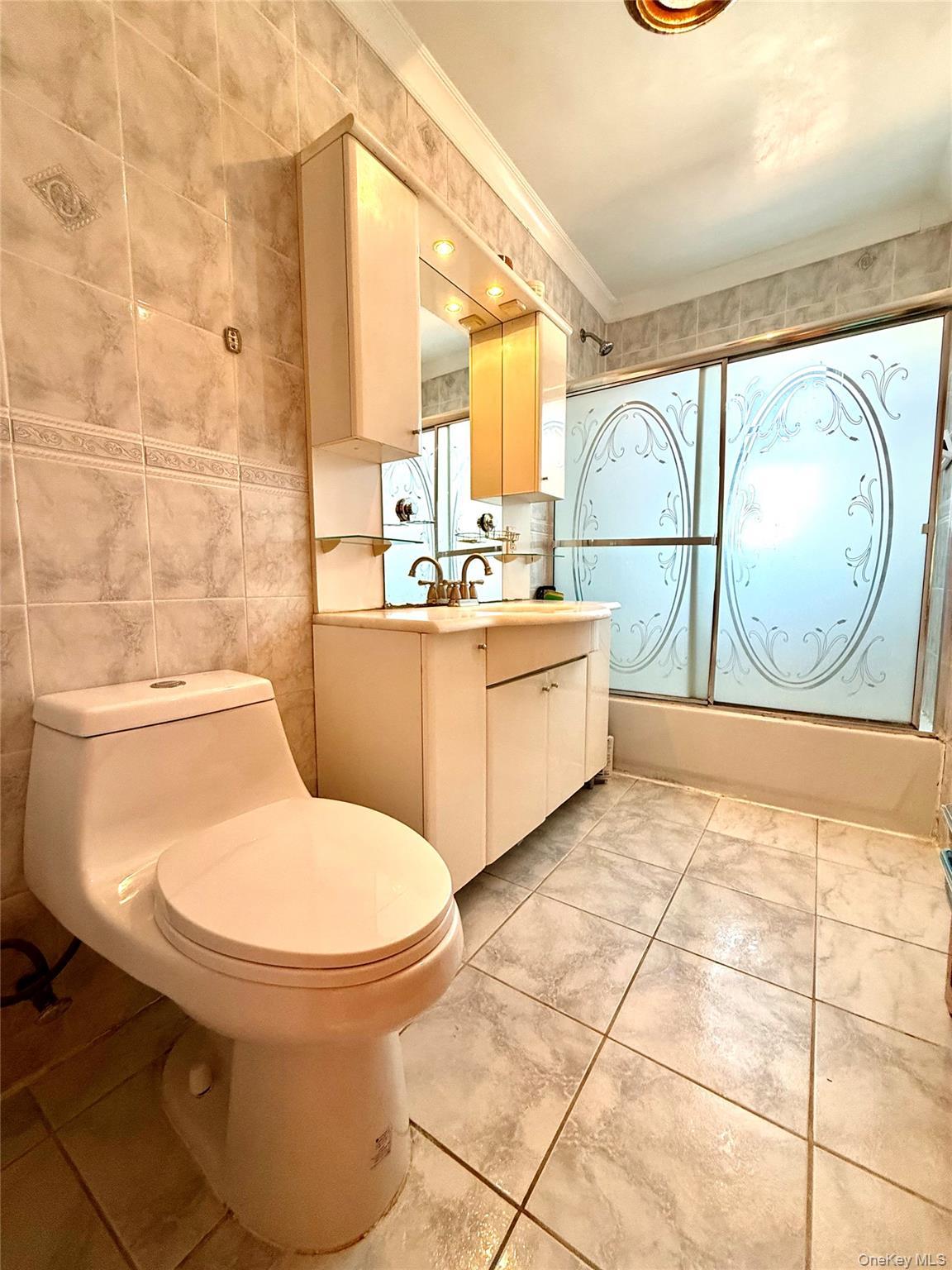 Single Family 77th Road Queens, NY 11367, MLS-1037194-16