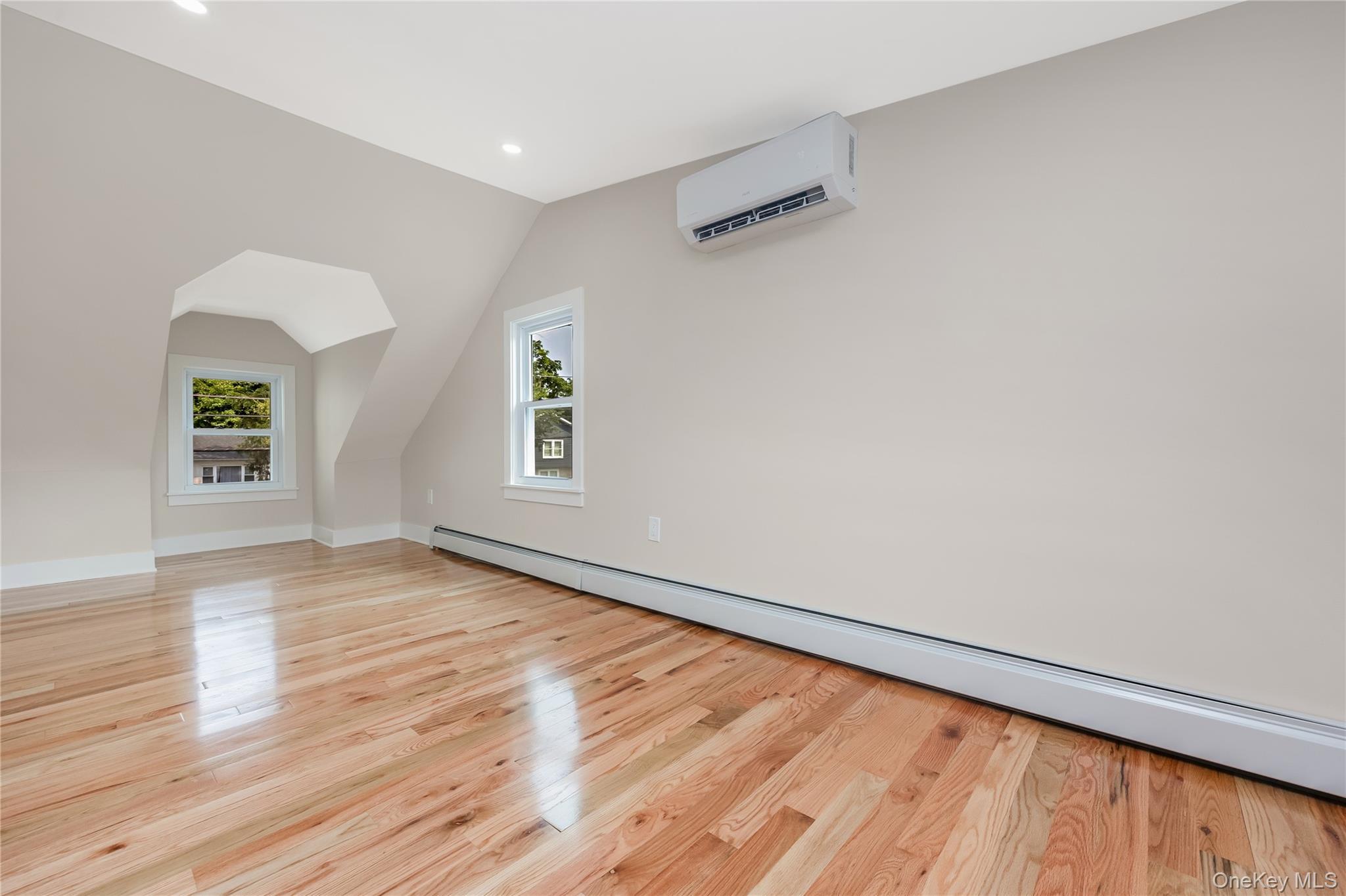 Single Family N 18th Street Suffolk County, NY 11798, MLS-1037198-13