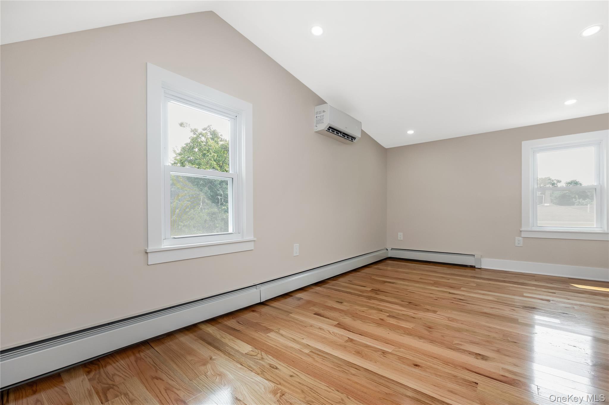 Single Family N 18th Street Suffolk County, NY 11798, MLS-1037198-14