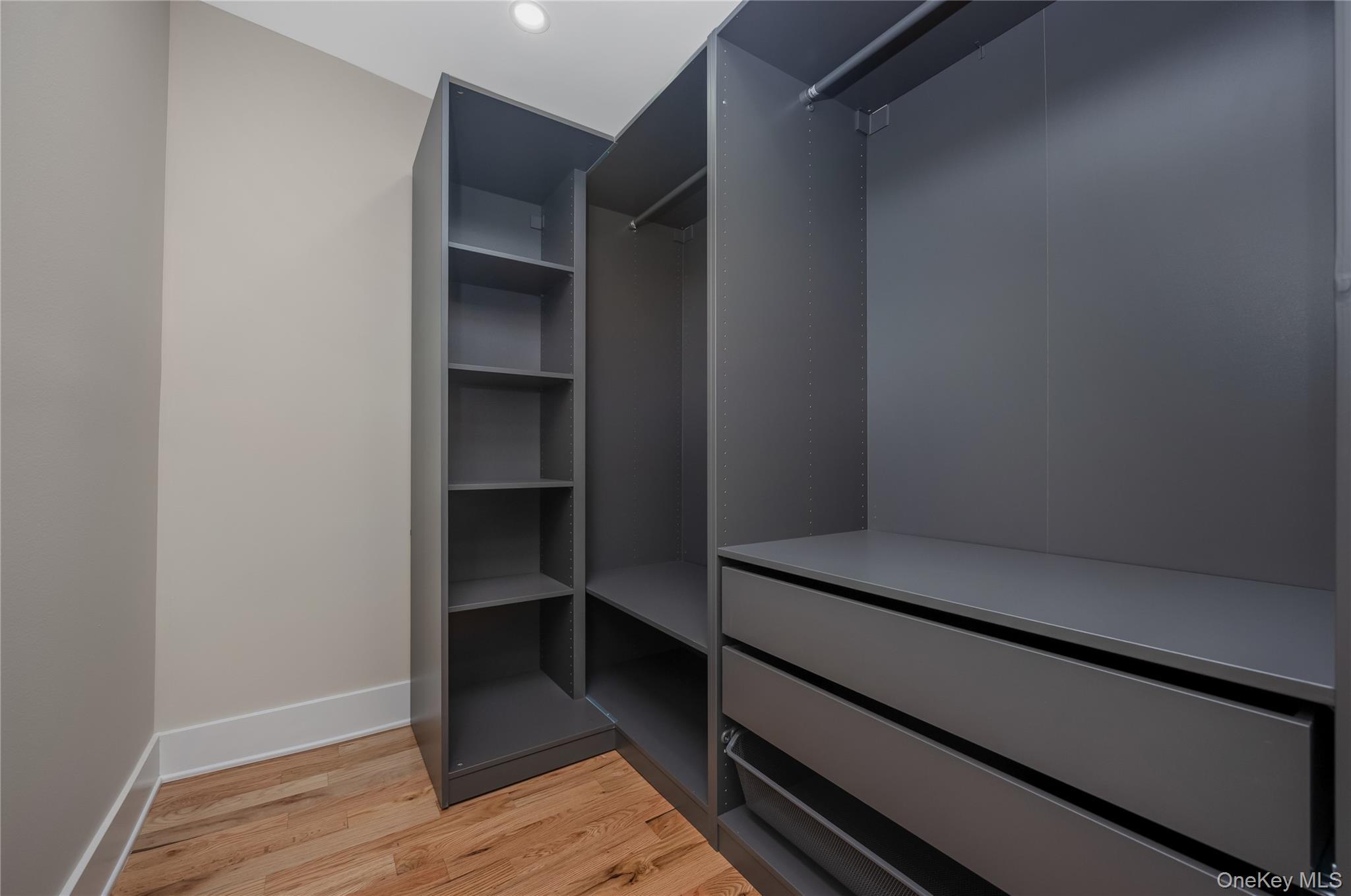 Single Family N 18th Street Suffolk County, NY 11798, MLS-1037198-16