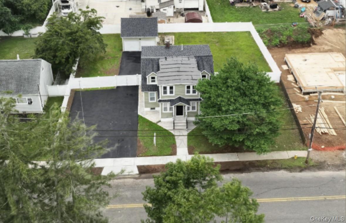 Single Family N 18th Street Suffolk County, NY 11798, MLS-1037198-2