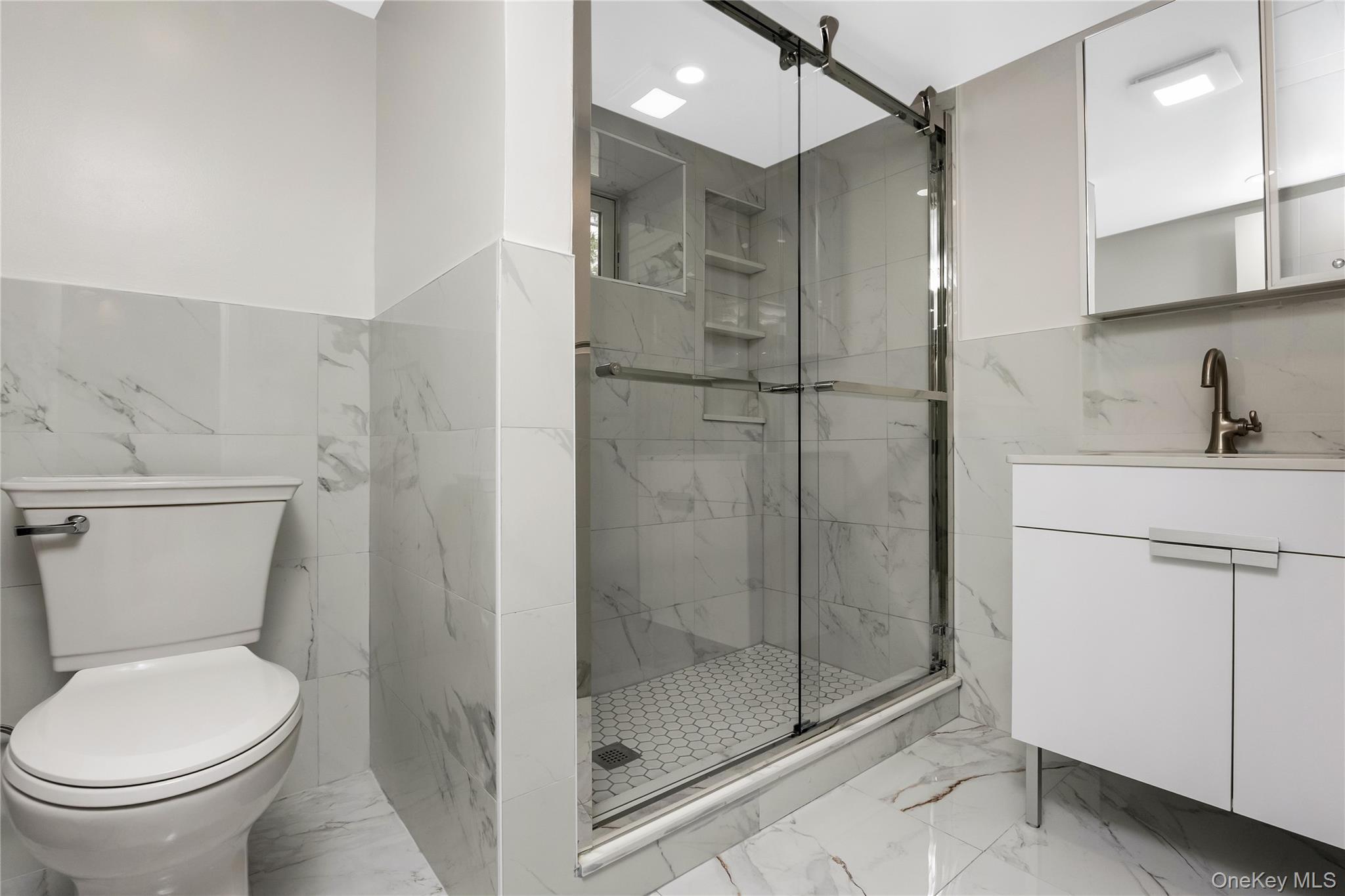 Single Family N 18th Street Suffolk County, NY 11798, MLS-1037198-22