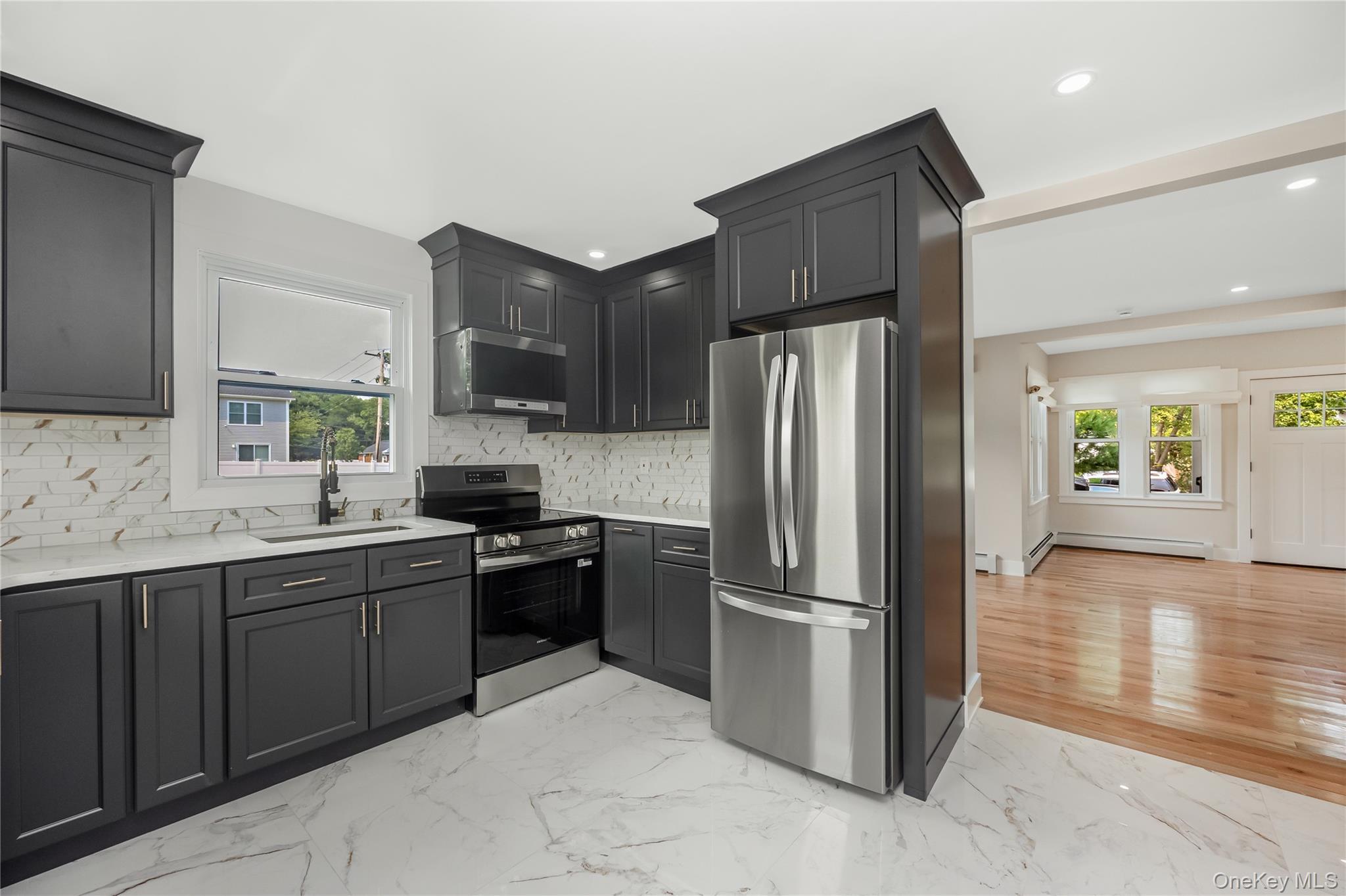 Single Family N 18th Street Suffolk County, NY 11798, MLS-1037198-8