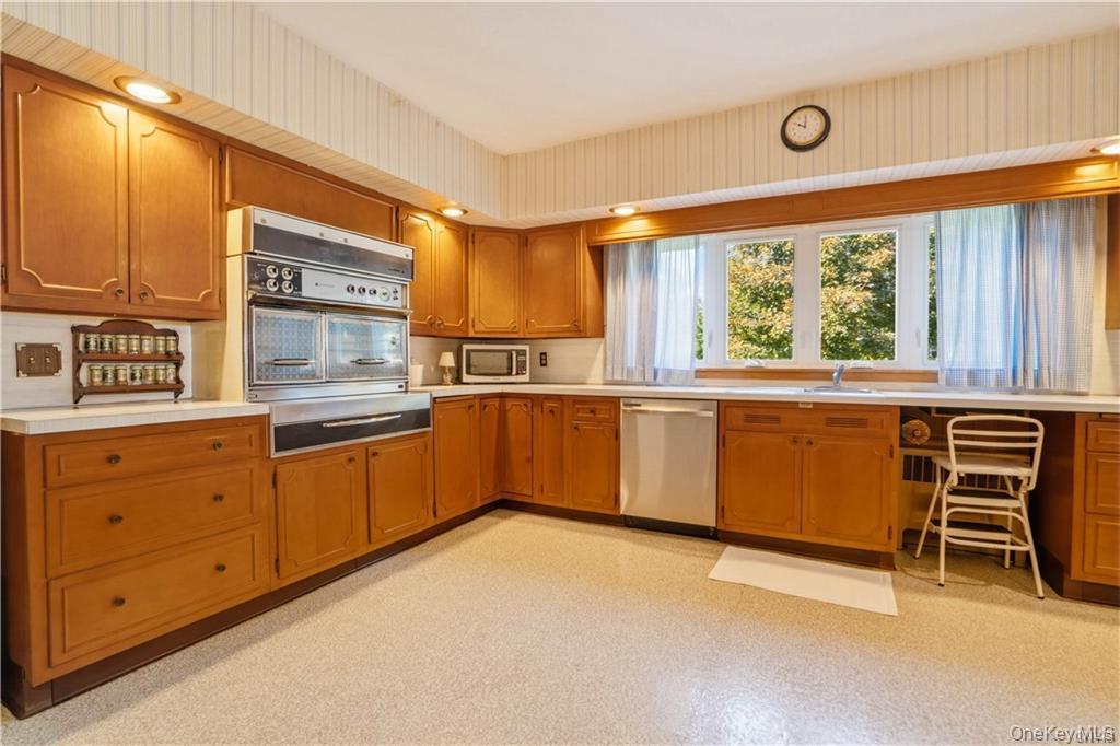 Single Family W German Street Out Of Area, NY 13350, MLS-1037200-8