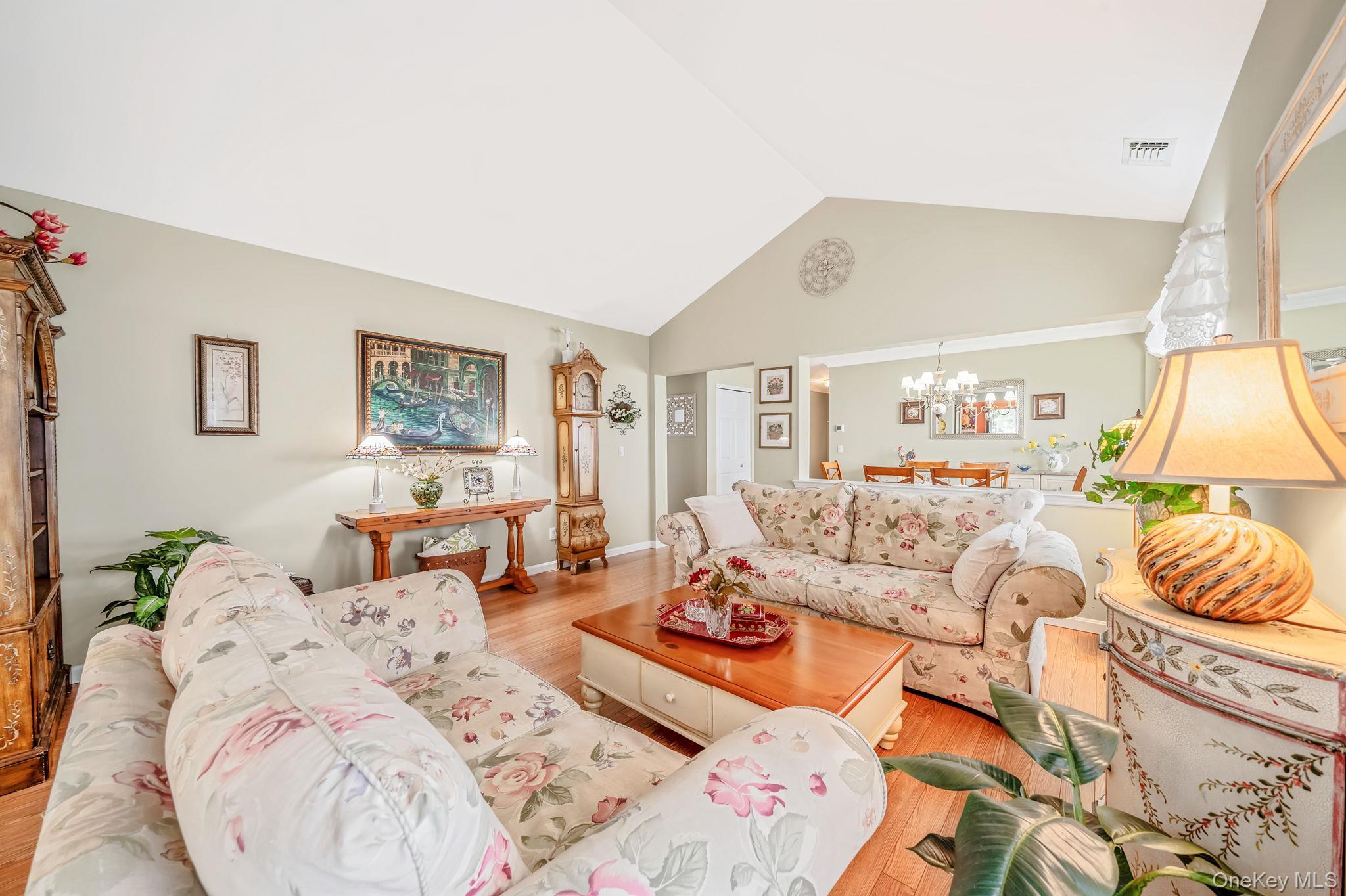 Single Family Madison Circle Suffolk County, NY 11953, MLS-1037203-12
