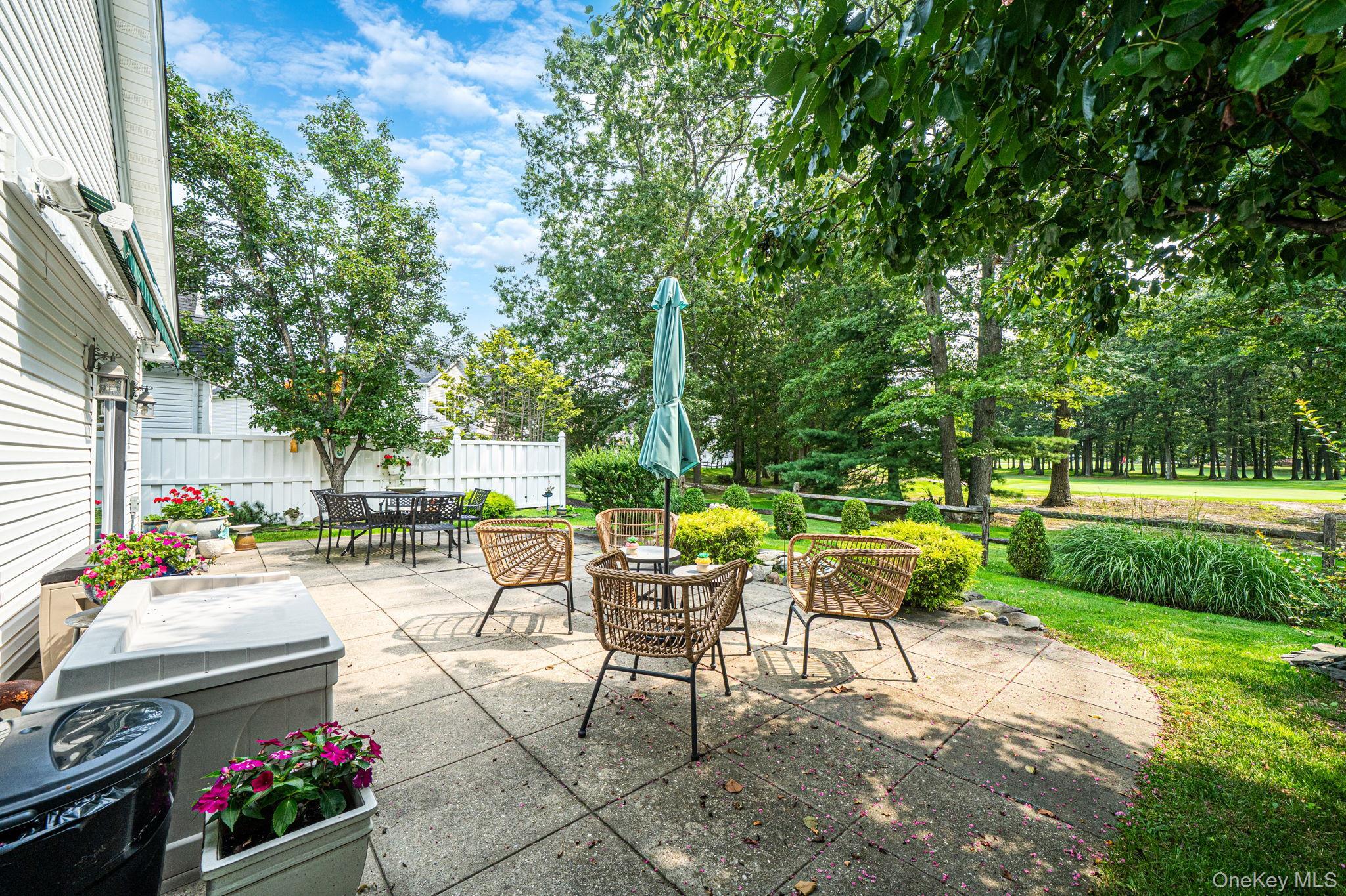 Single Family Madison Circle Suffolk County, NY 11953, MLS-1037203-27