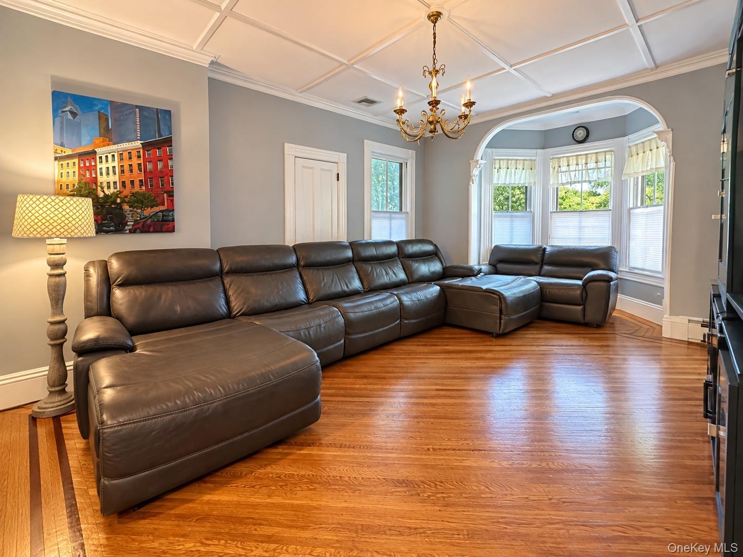 Single Family E Williston Avenue  Nassau County, NY 11596, MLS-1037209-7
