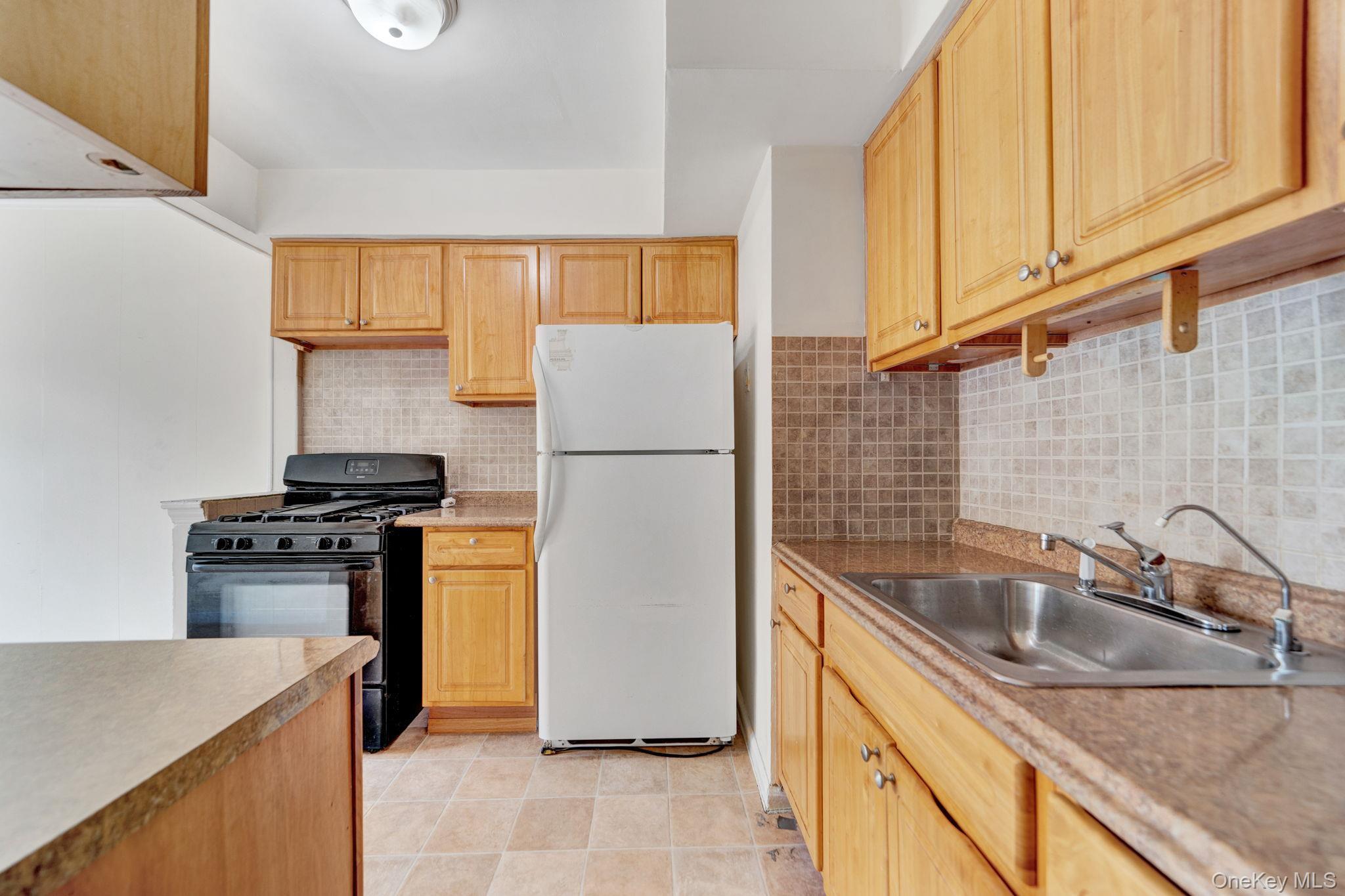Single Family 102nd Street Queens, NY 11374, MLS-1037220-7