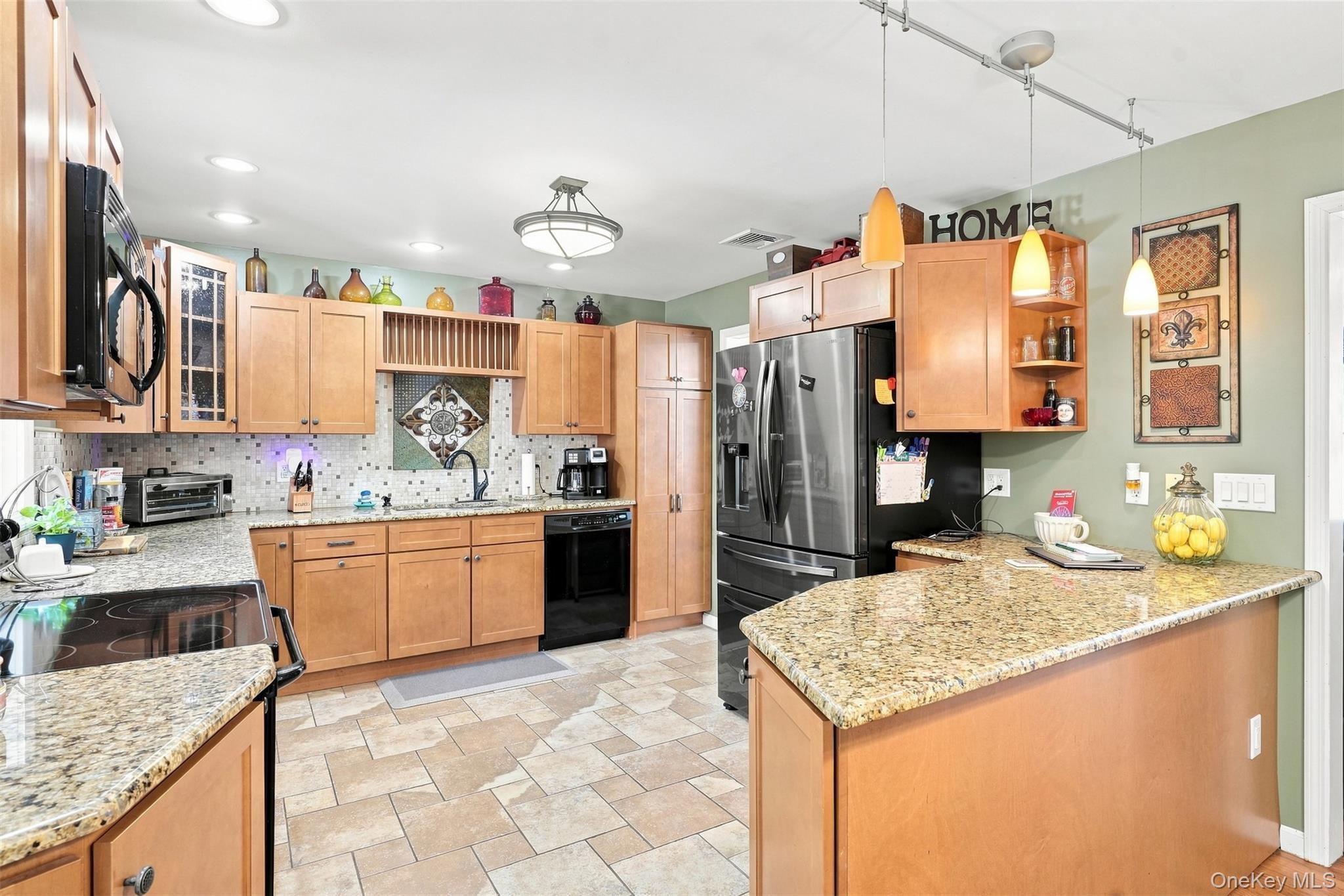 Single Family Edmunds Lane  Orange County, NY 12586, MLS-1037222-13