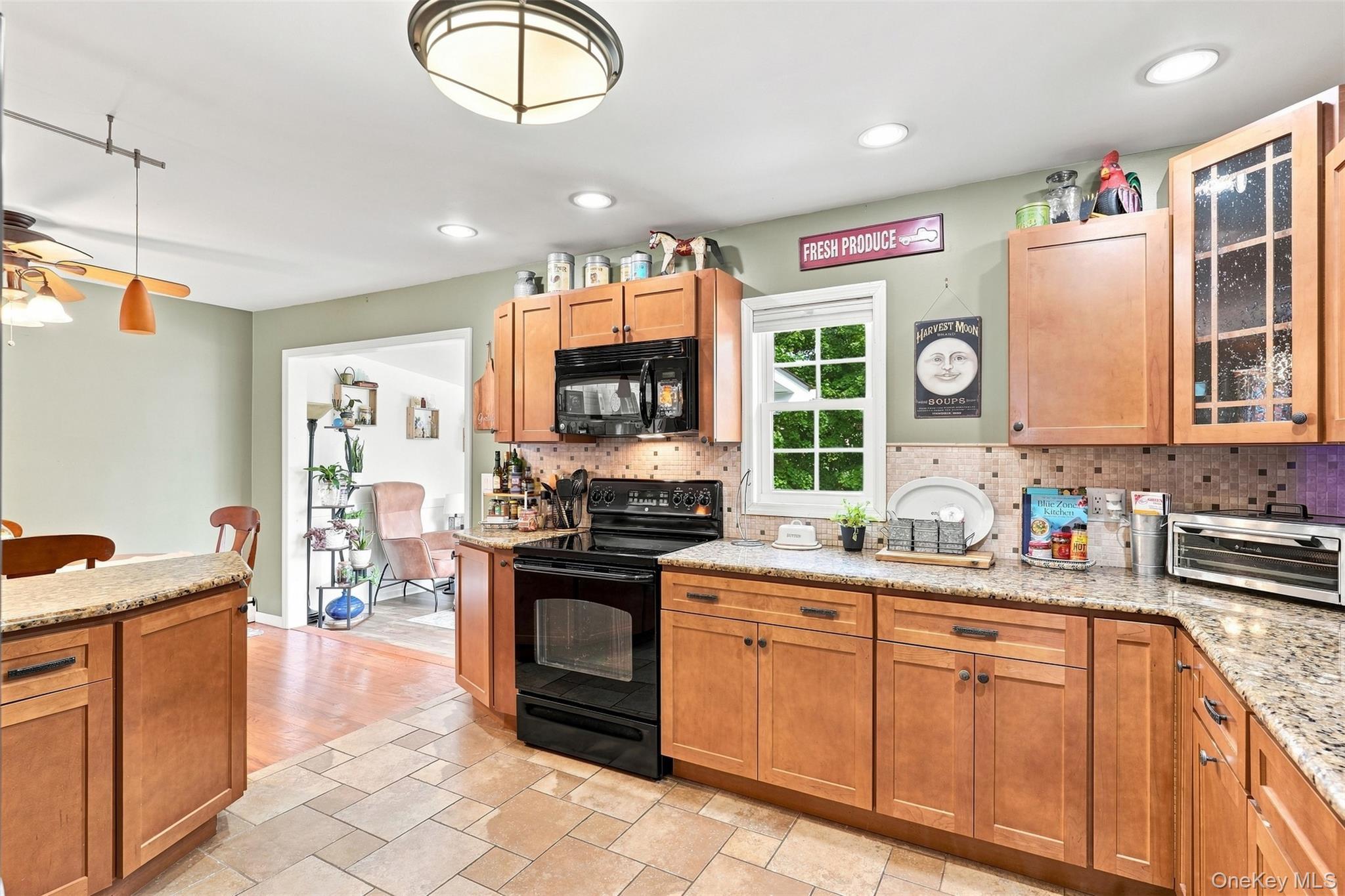 Single Family Edmunds Lane  Orange County, NY 12586, MLS-1037222-15