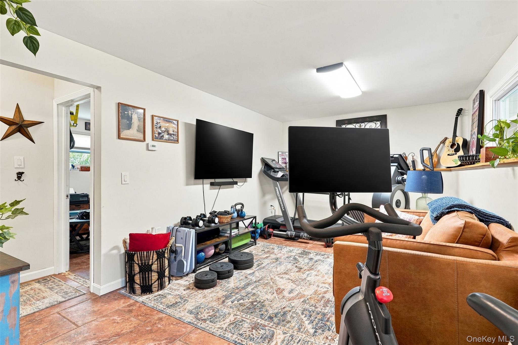 Single Family Edmunds Lane  Orange County, NY 12586, MLS-1037222-28