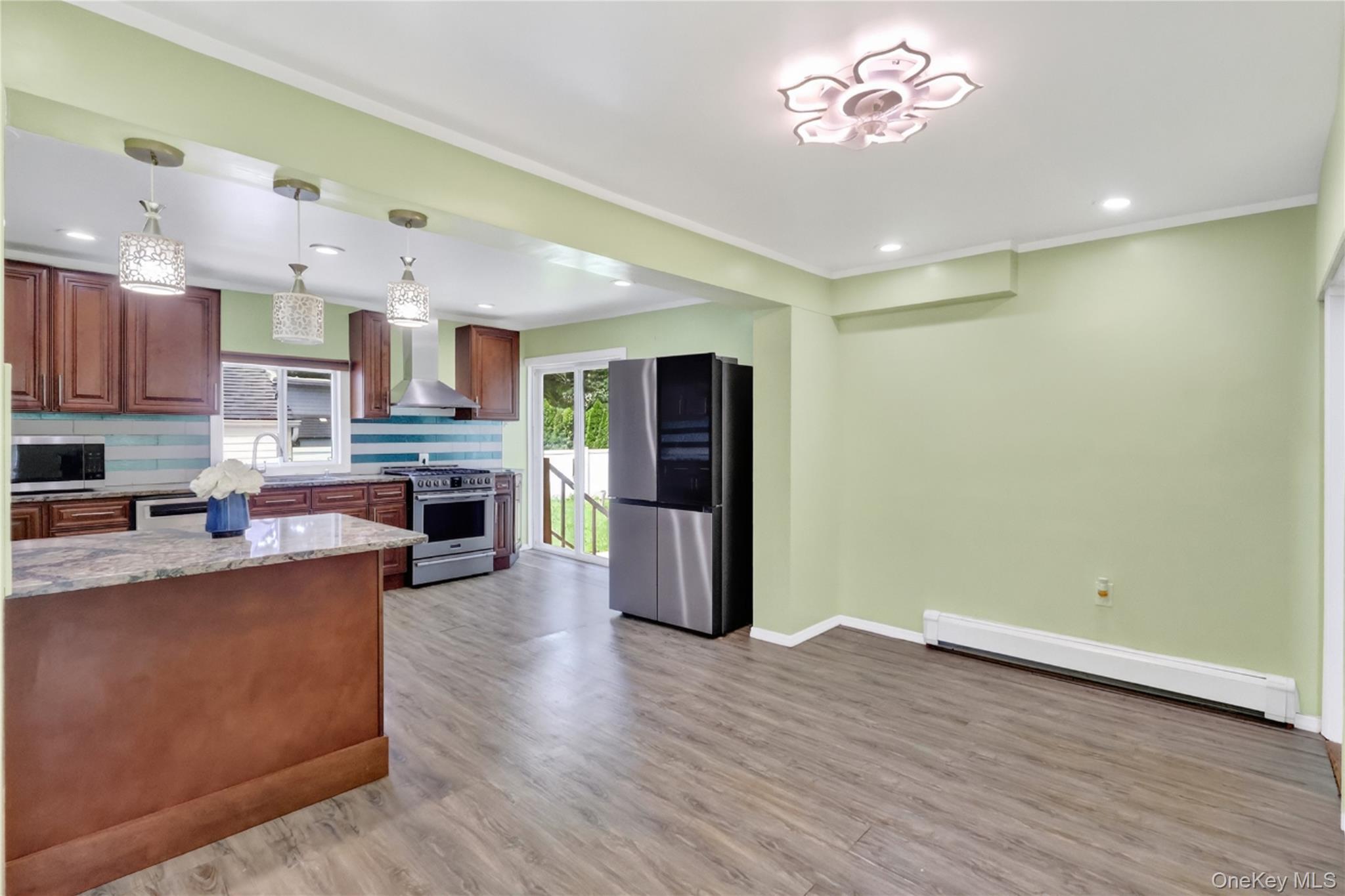 Single Family Peckham Avenue Suffolk County, NY 11751, MLS-1037226-2
