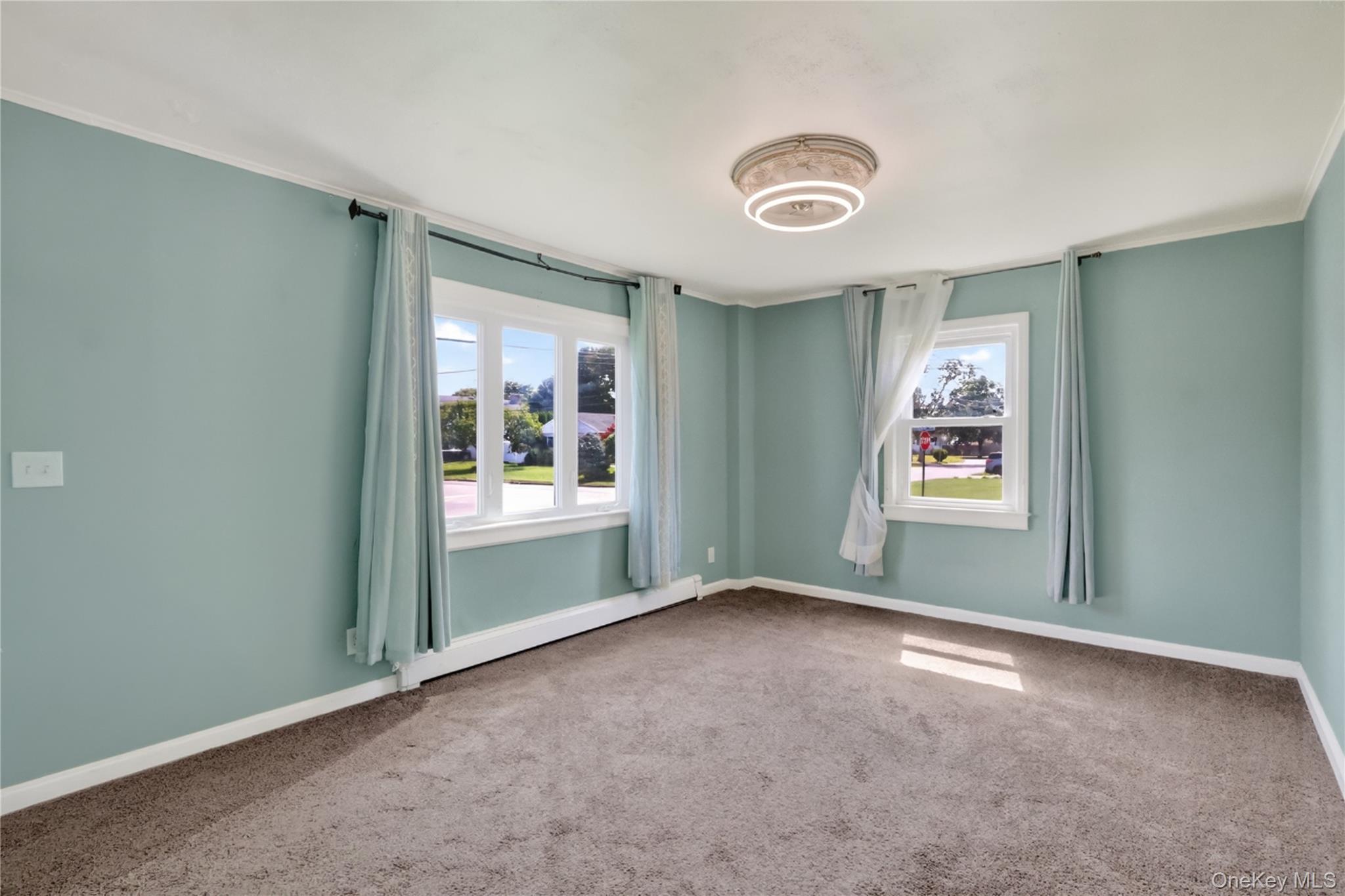 Single Family Peckham Avenue Suffolk County, NY 11751, MLS-1037226-4