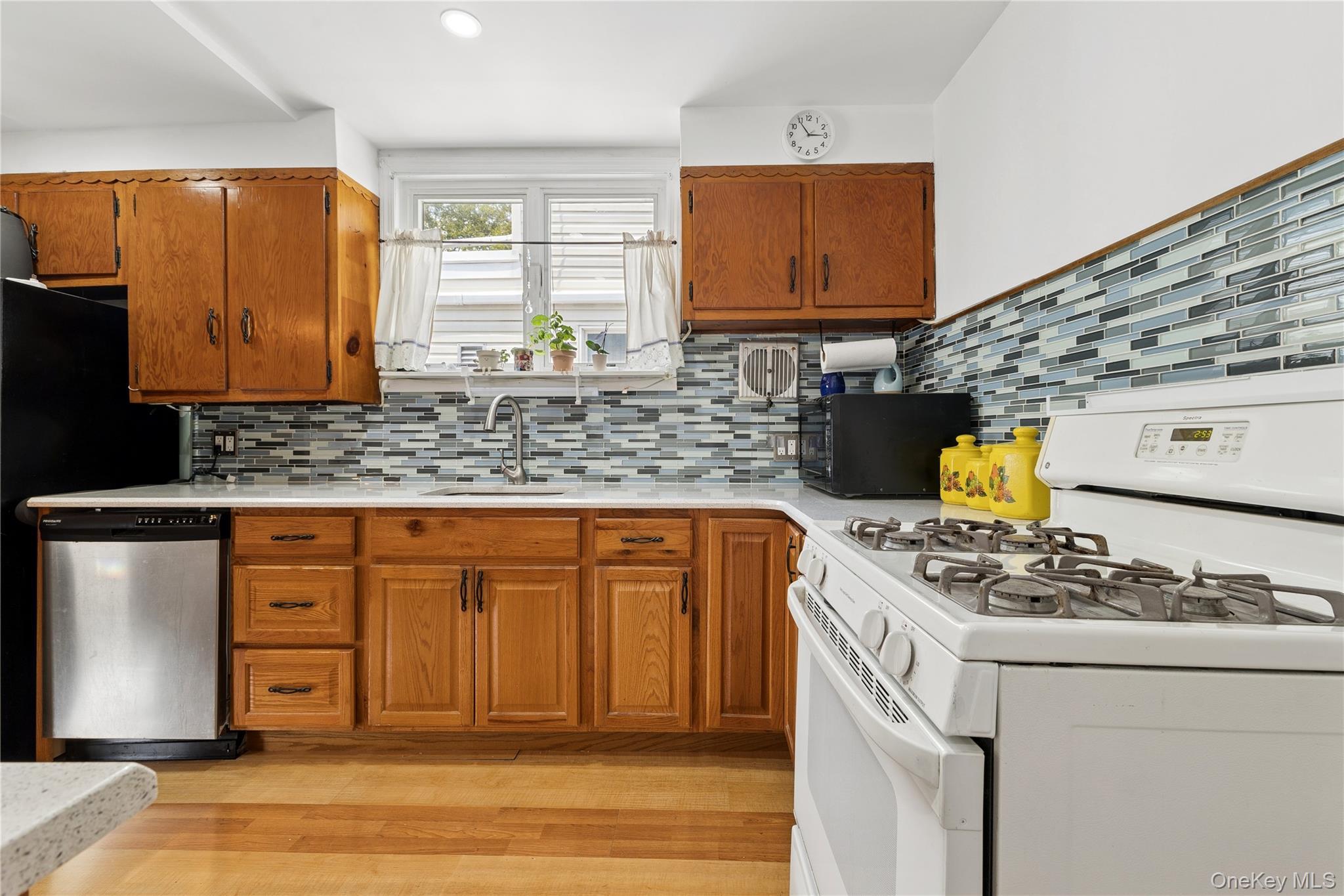Single Family Jordan Street  Queens, NY 11358, MLS-1037228-14