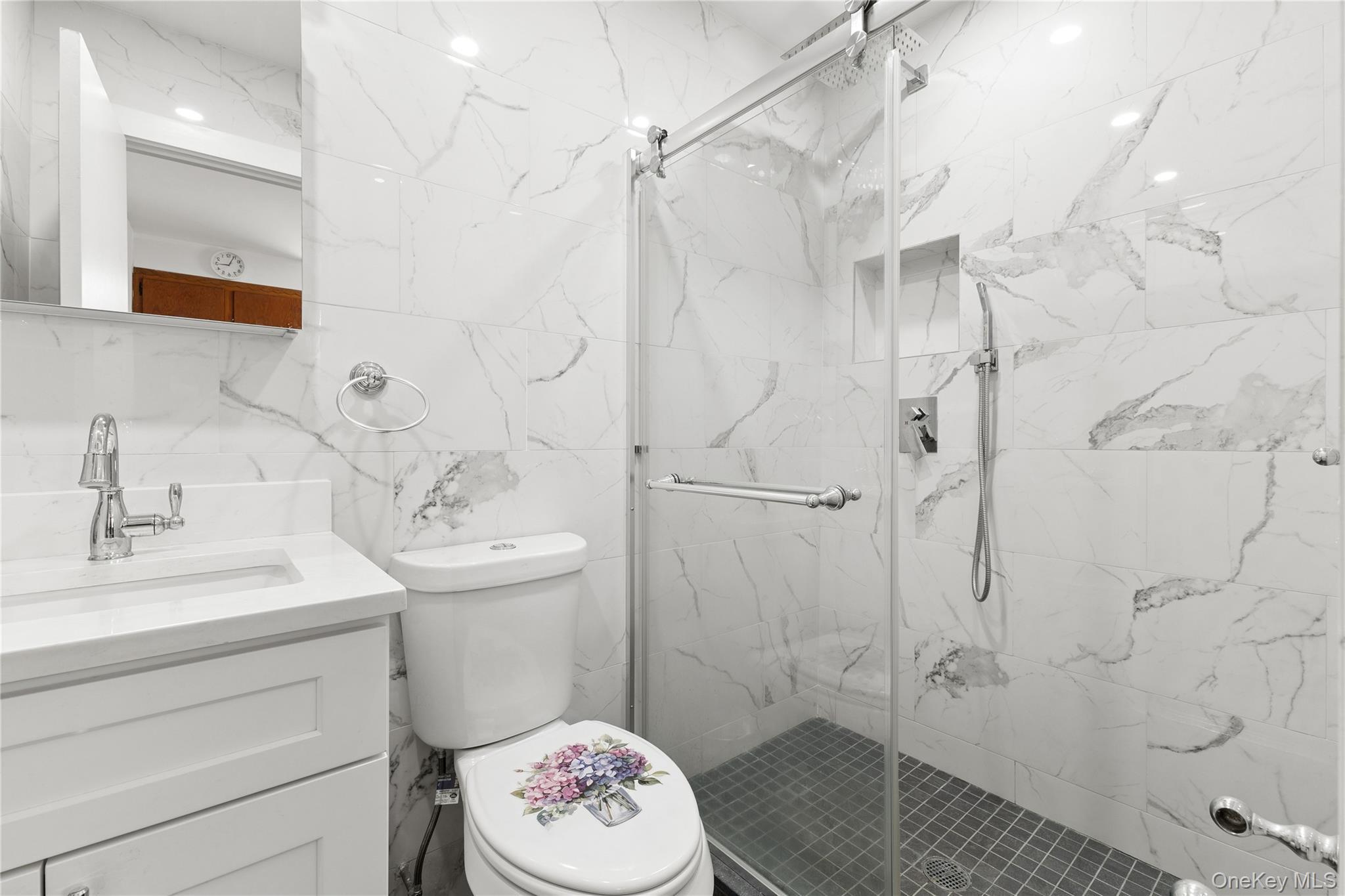 Single Family Jordan Street  Queens, NY 11358, MLS-1037228-16