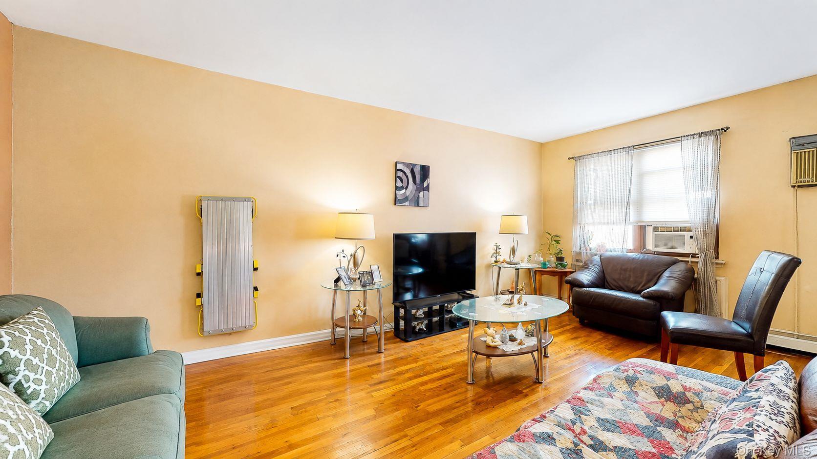 Single Family 71st Street Queens, NY 11370, MLS-1037233-15