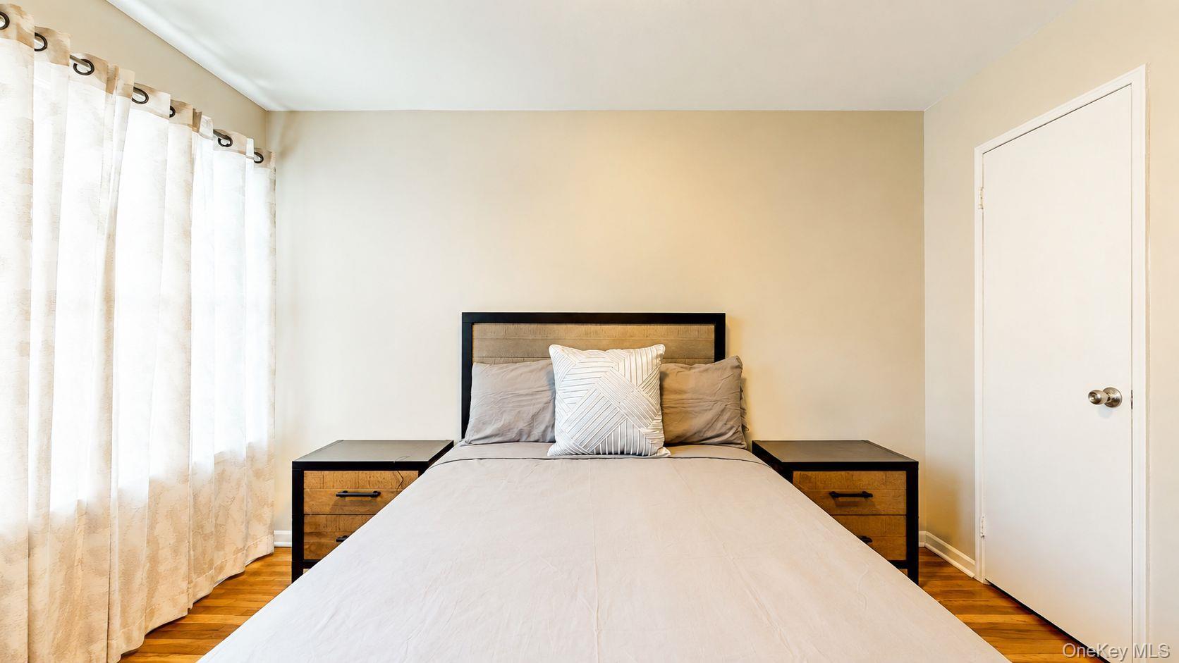 Single Family 71st Street Queens, NY 11370, MLS-1037233-16