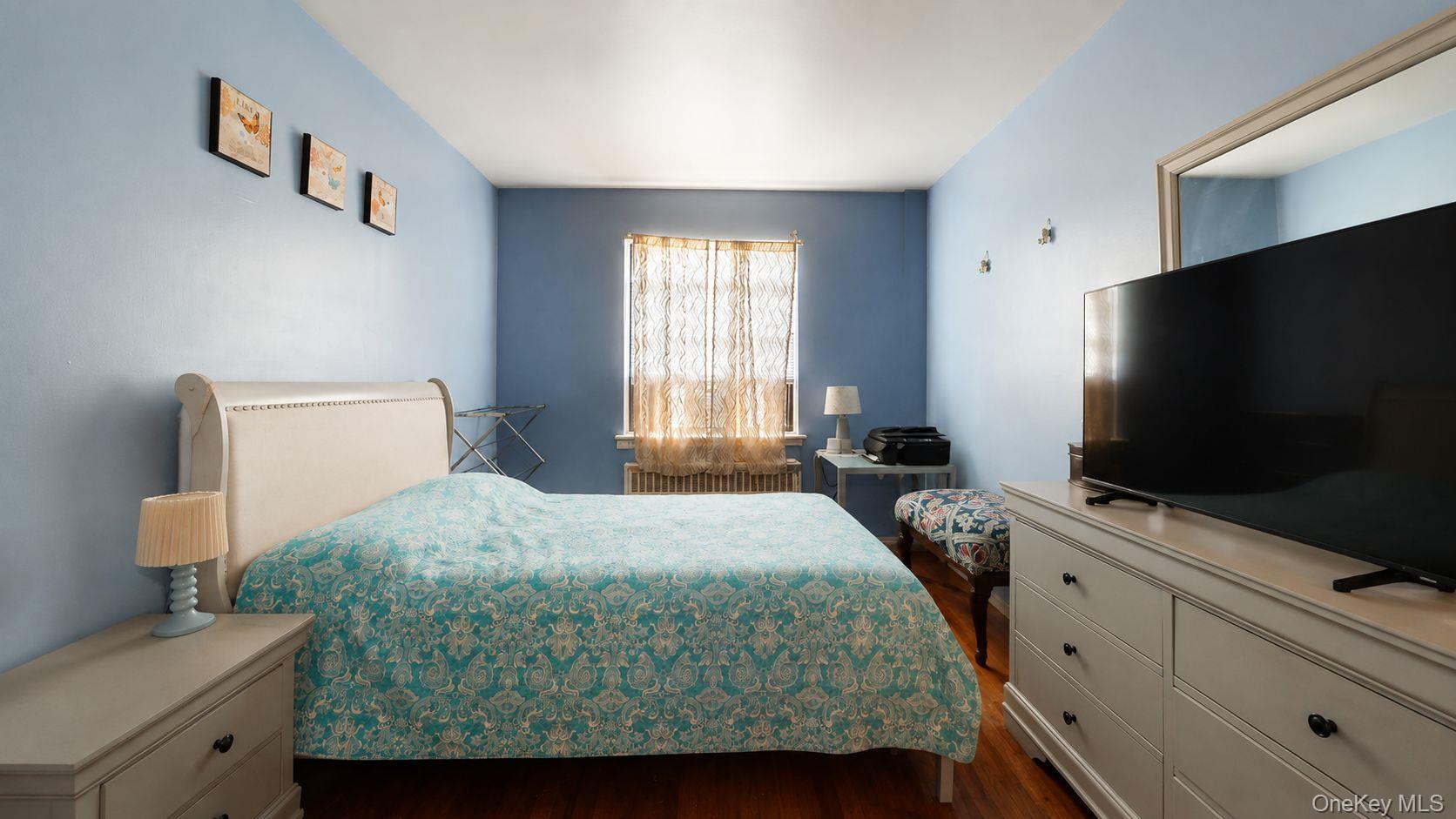 Single Family 71st Street Queens, NY 11370, MLS-1037233-8